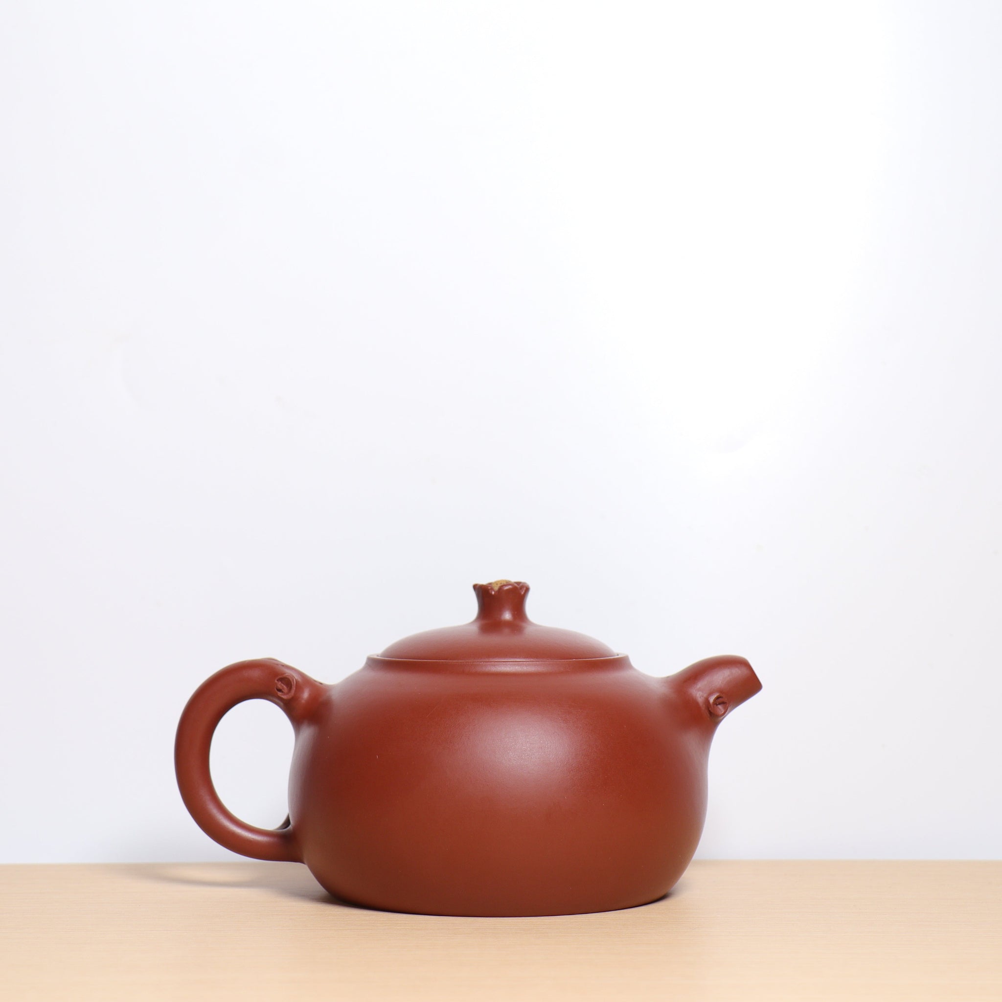 *Autumn Shopping｜Buy one get three free* [Butterfly Love Flower] Zhuni Dahongpao Green Leaf Decal Purple Clay Teapot