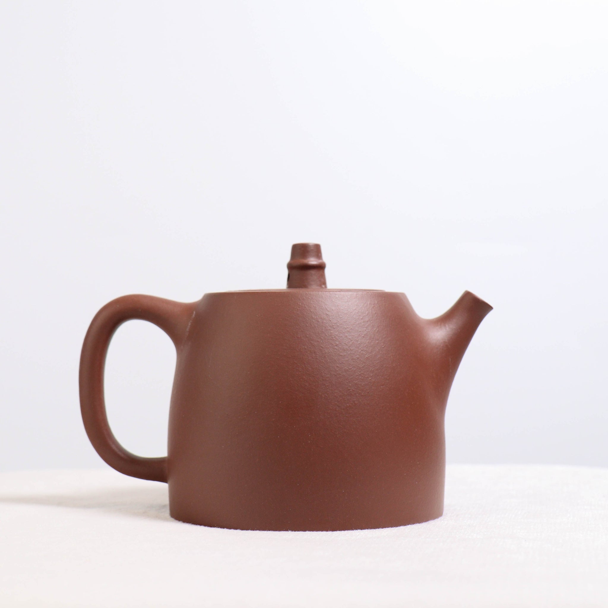 [Jingfang] Purple Clay Teapot Carved from Raw Mineral Purple Clay