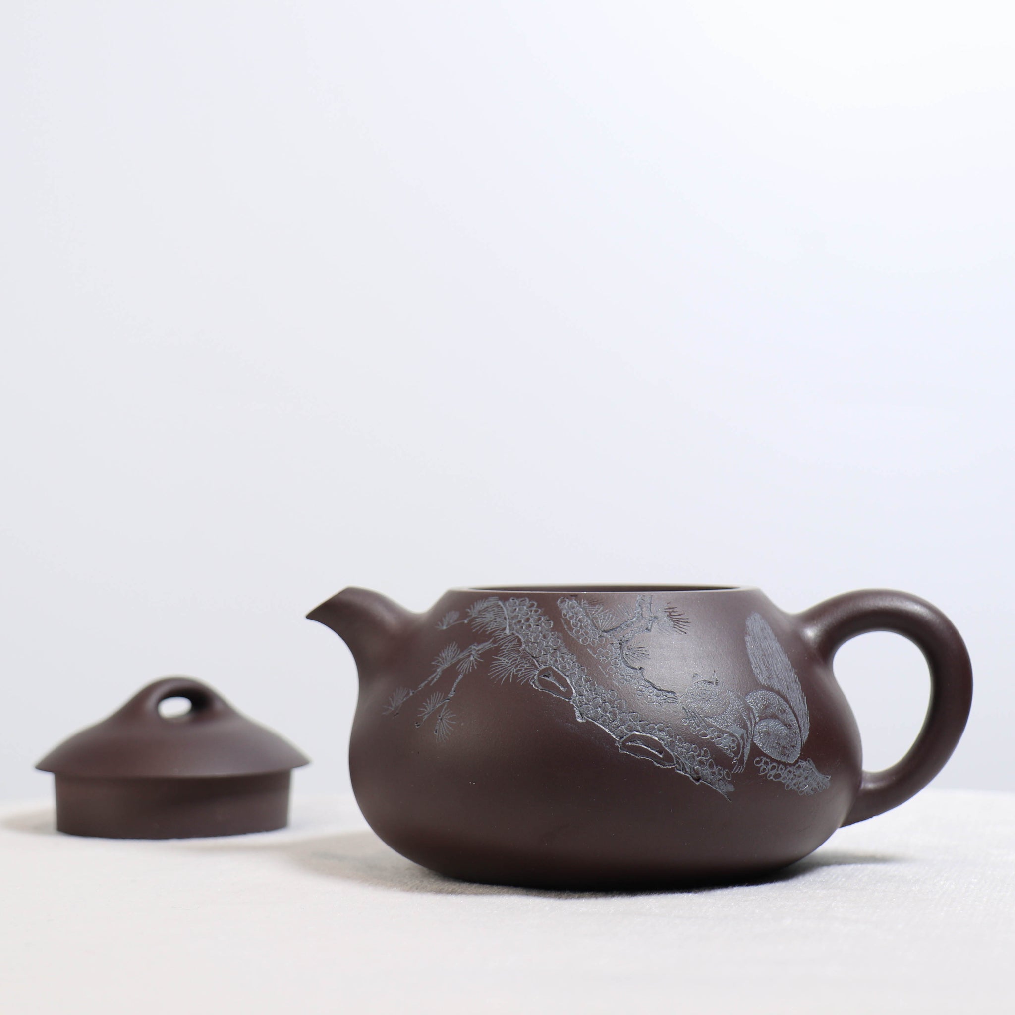 [Milk Scoop] Purple Clay Teapot Carved from Raw Mineral Purple Clay