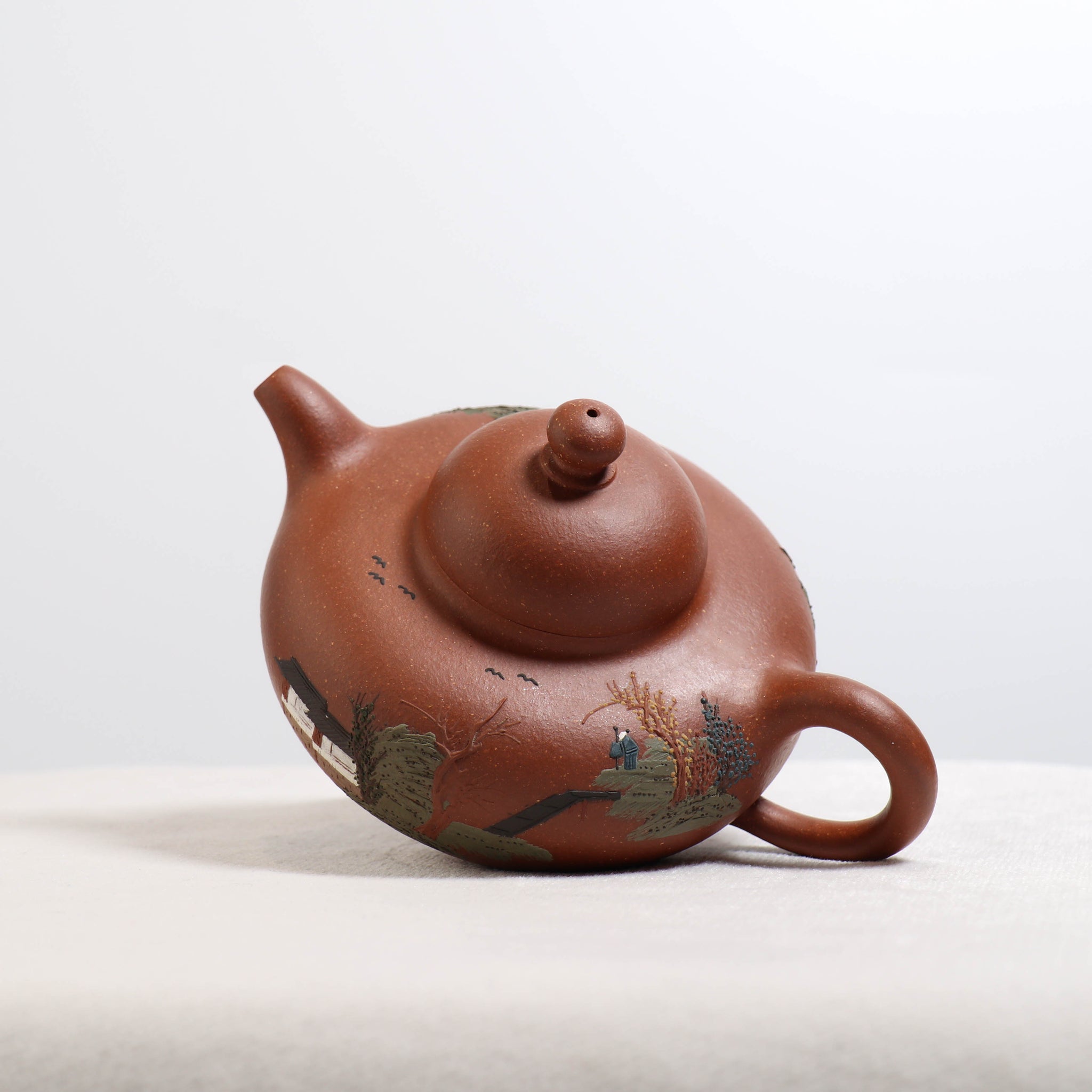 [Huaying] Downslope clay painted garden scenery purple sand teapot