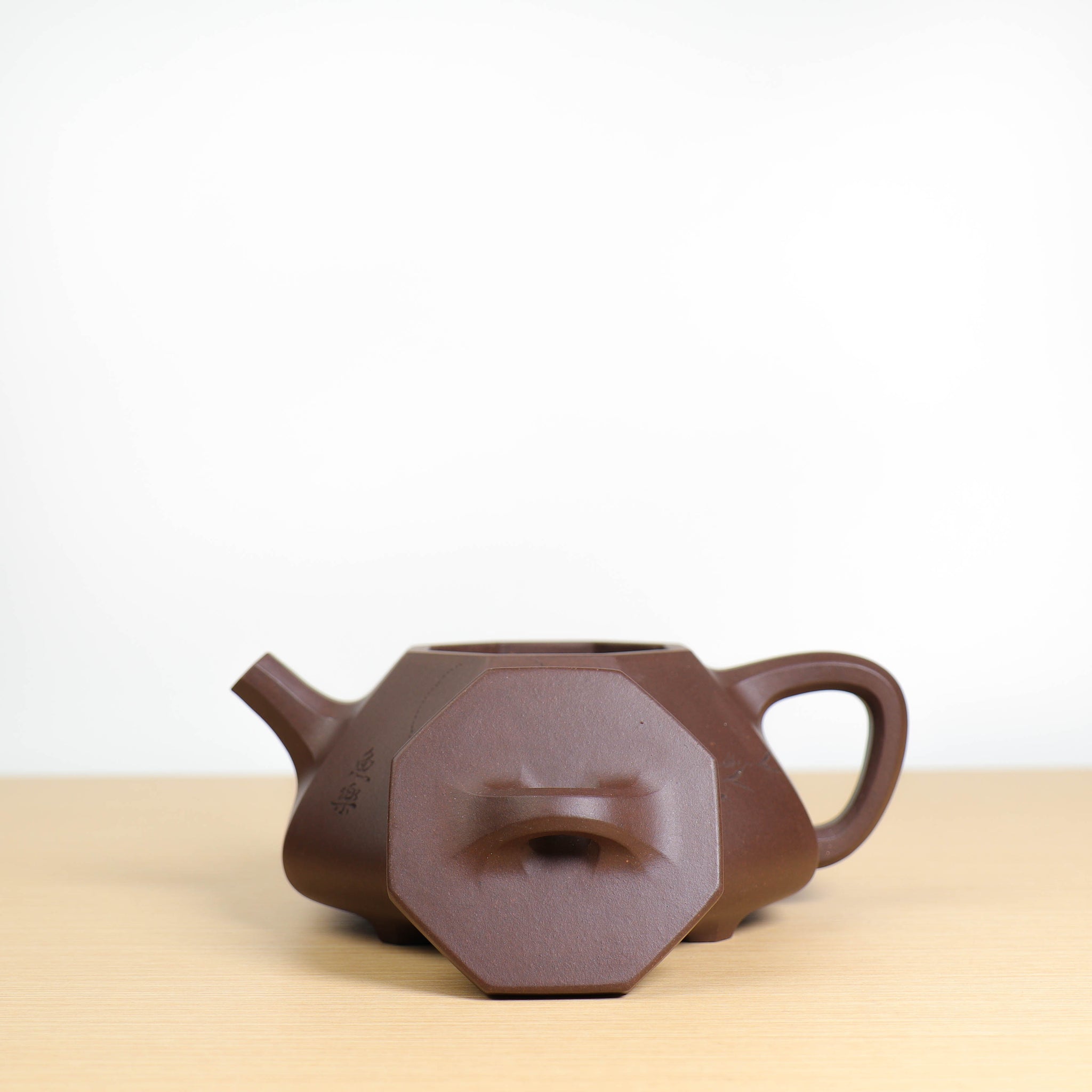 [Bafang Stone Ladle Teapot] Purple clay teapot carved with original mineral purple clay