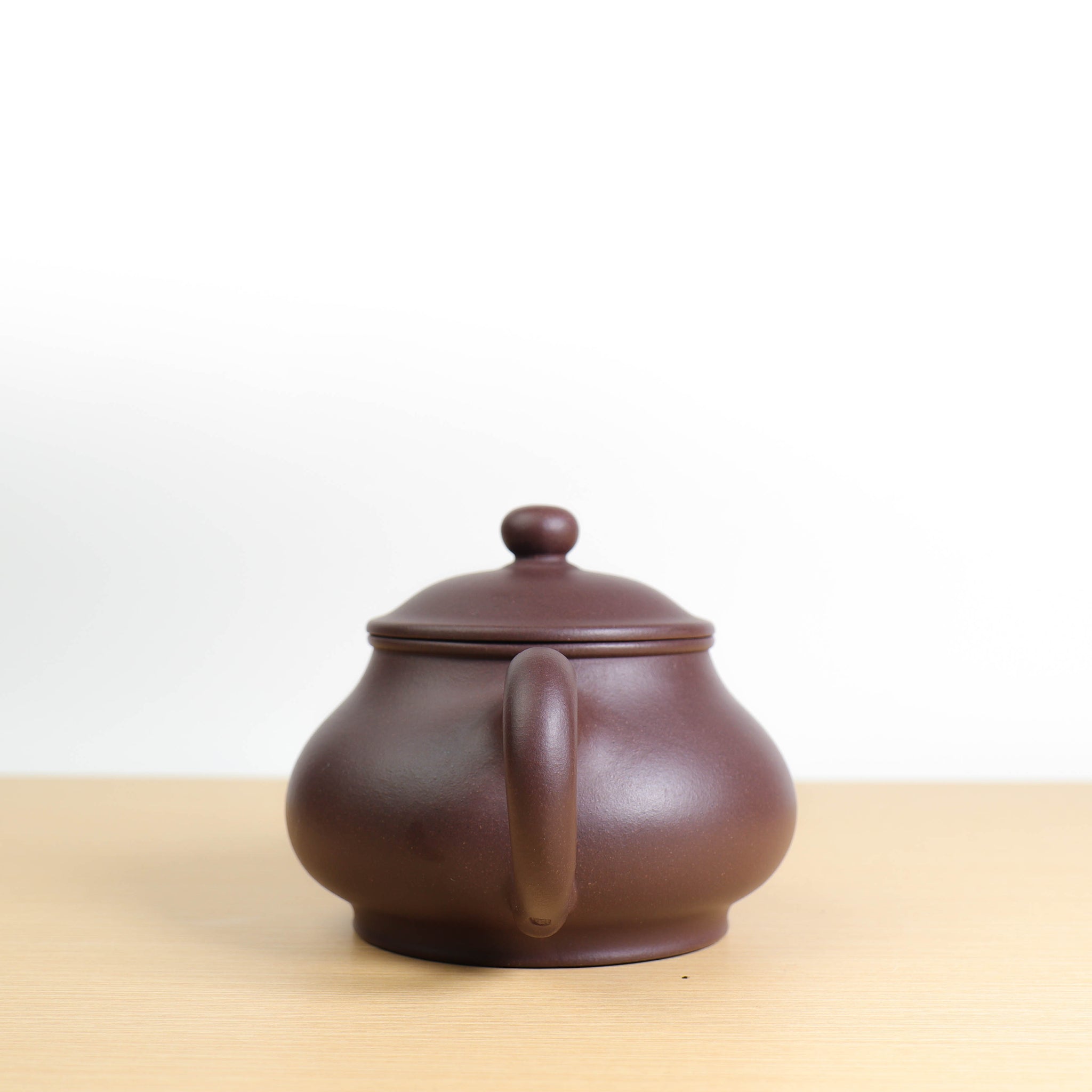 [Pan Hu] Fully handmade original mineral purple clay and purple sand teapot