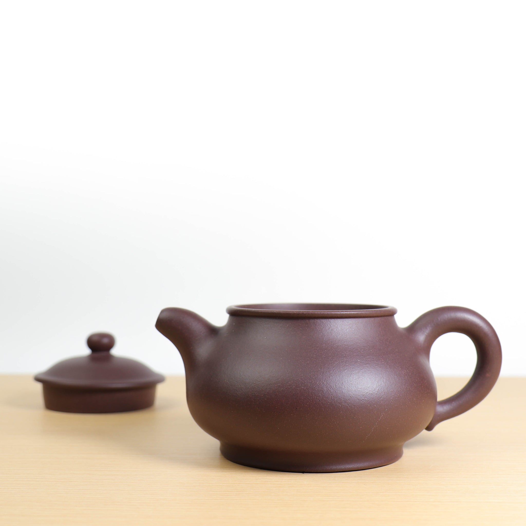 [Pan Hu] Fully handmade original mineral purple clay and purple sand teapot