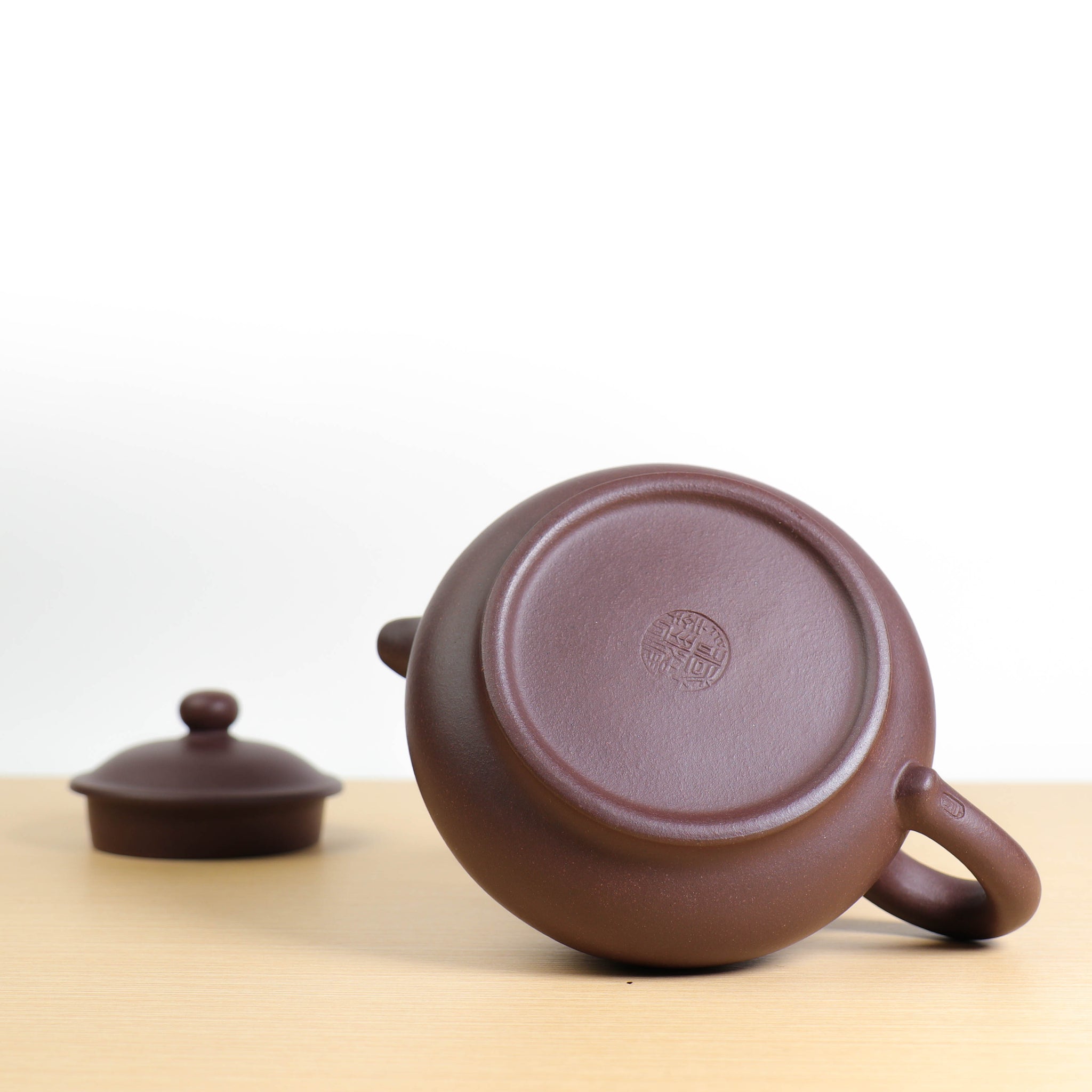 [Pan Hu] Fully handmade original mineral purple clay and purple sand teapot