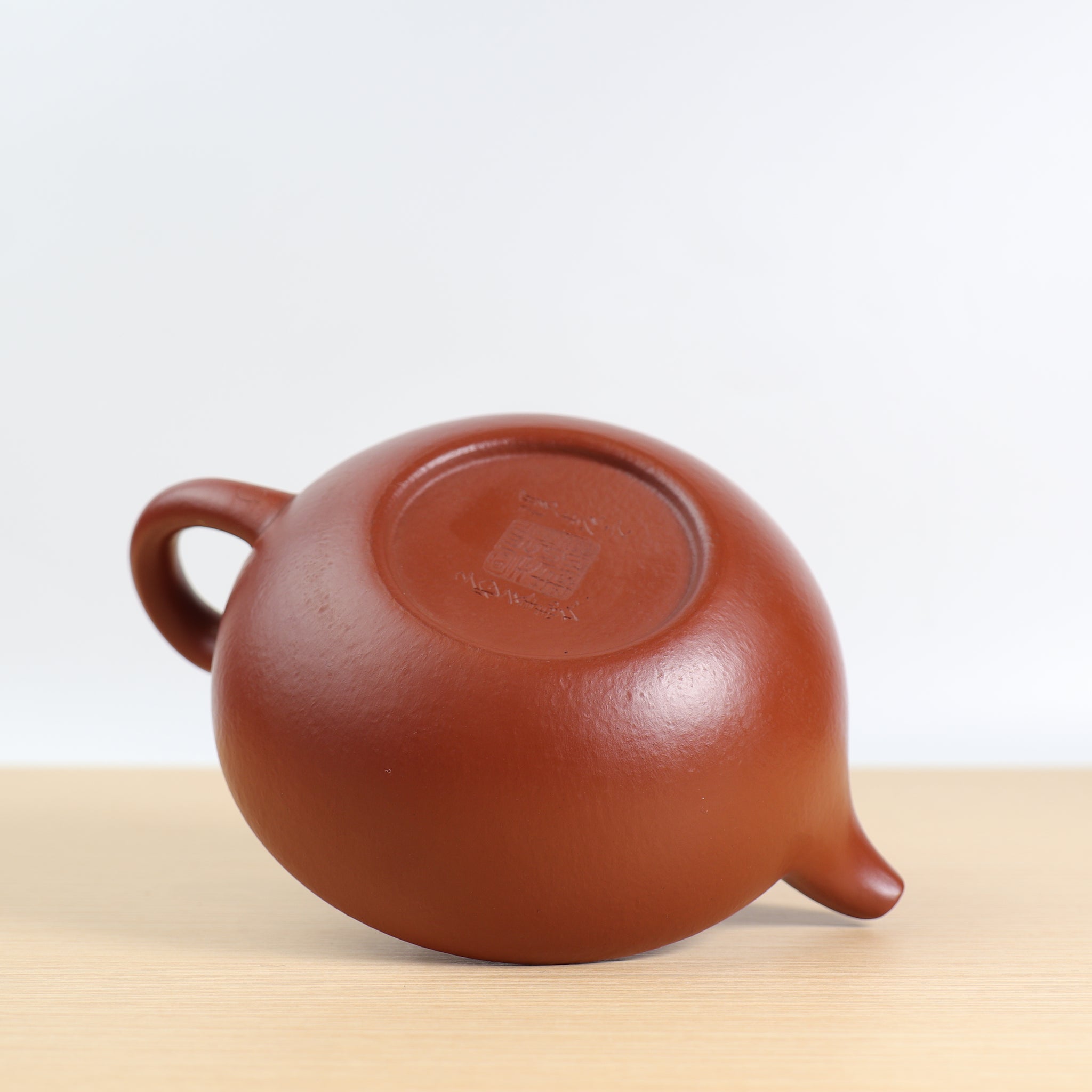 [Meizhu Qingjiao] Purple clay teapot carved with original ore vermilion clay