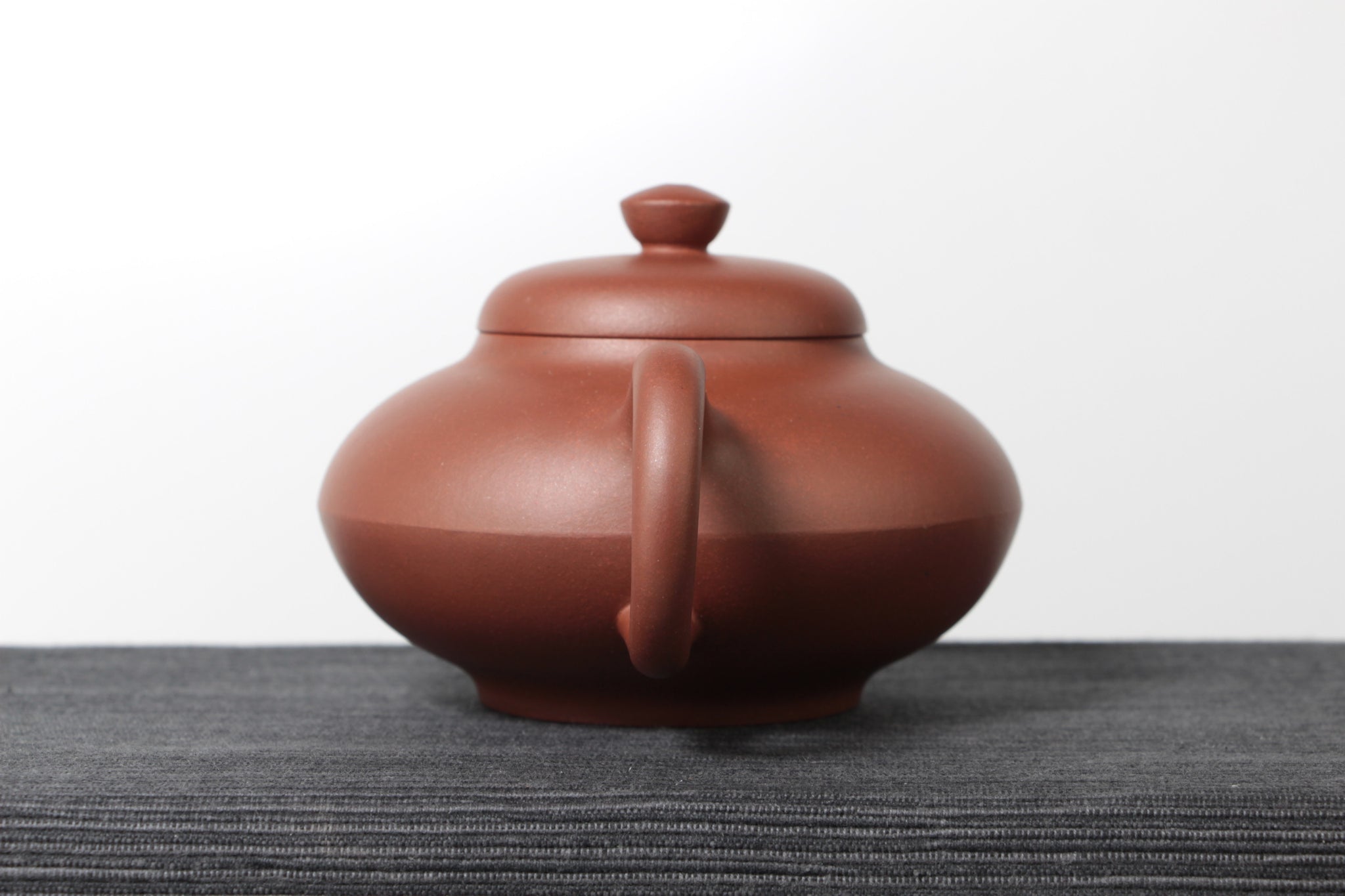 [Hehuan] Raw ore high-quality clear cement purple sand teapot