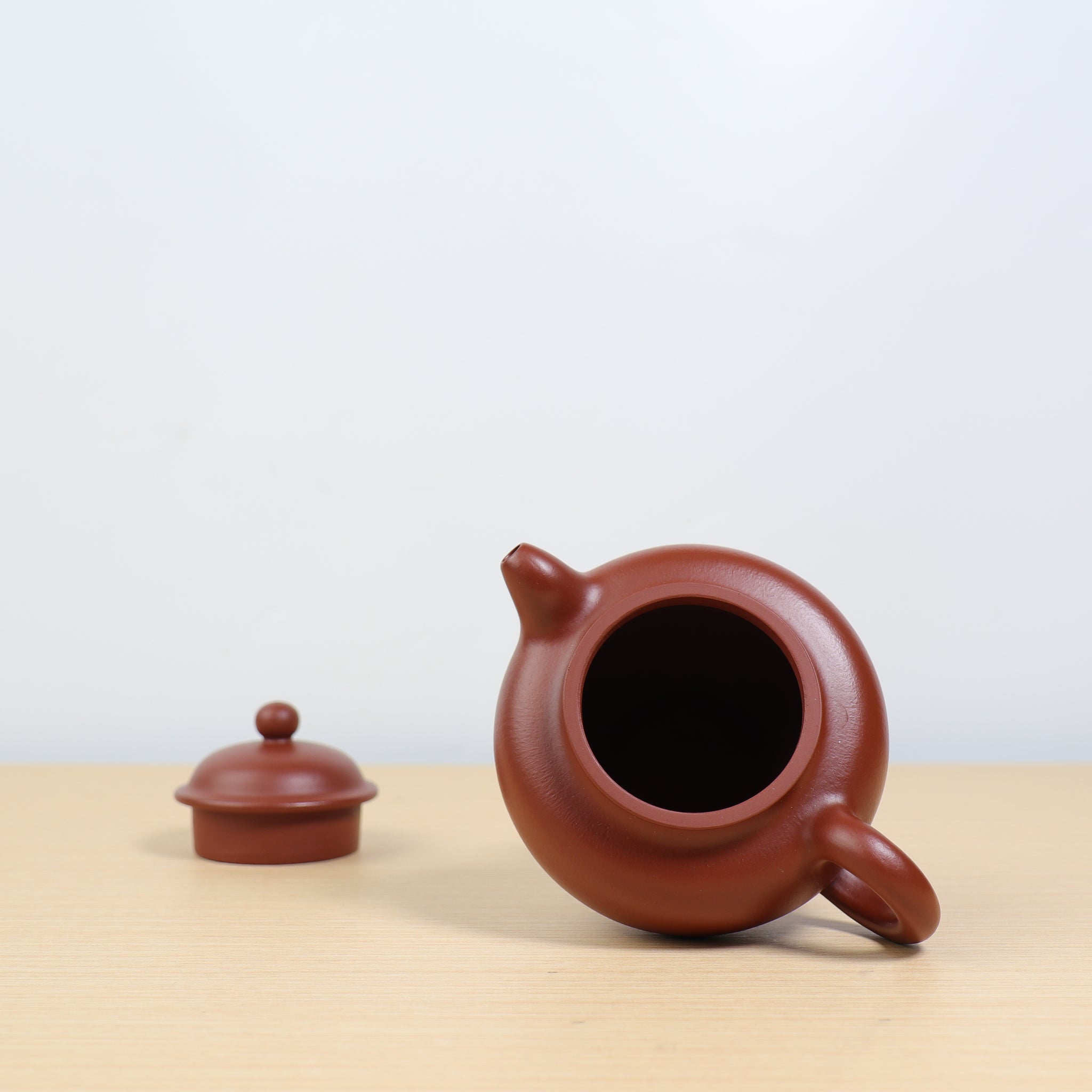 （已售出）【蓮子】全手工原礦小煤窯朱泥紫砂茶壺 / 茶具套組