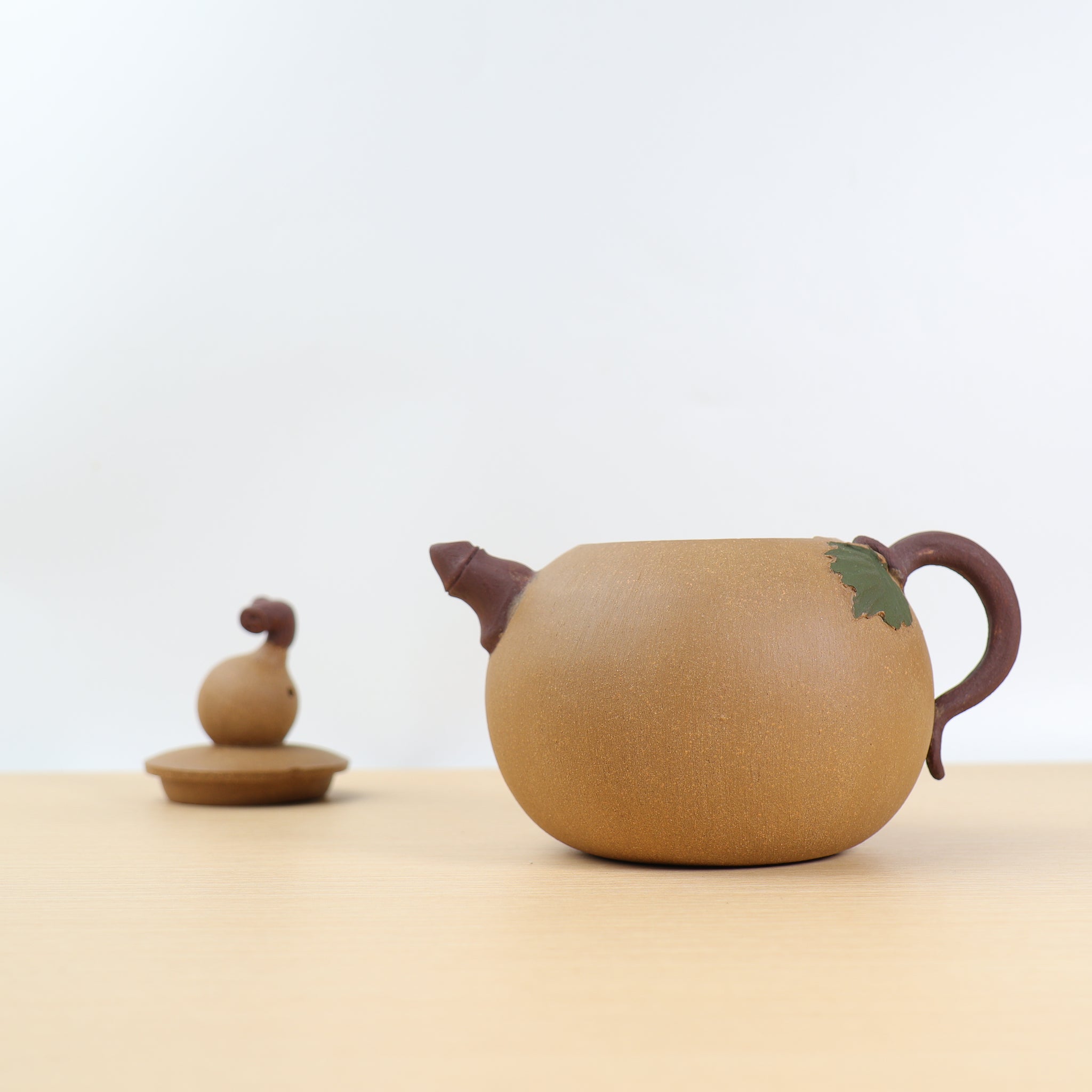 [Bionic Device] Raw Ore Mud Purple Clay Teapot