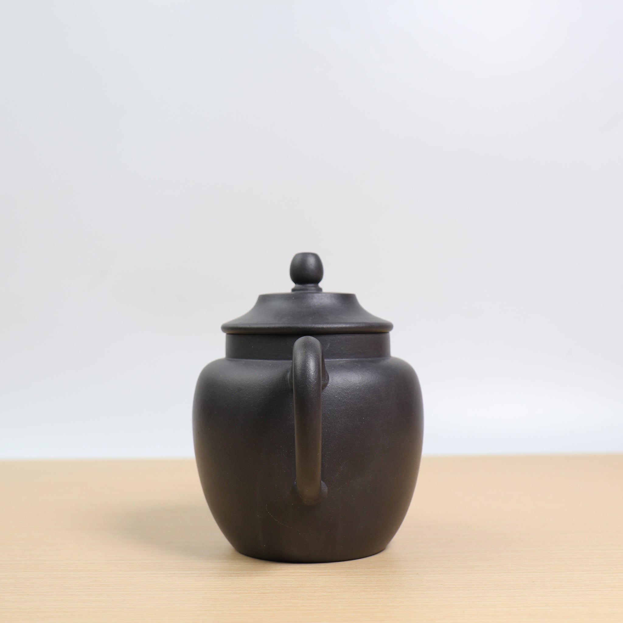 [Laughing Sakura] Original black gold sand and elegant purple sand teapot