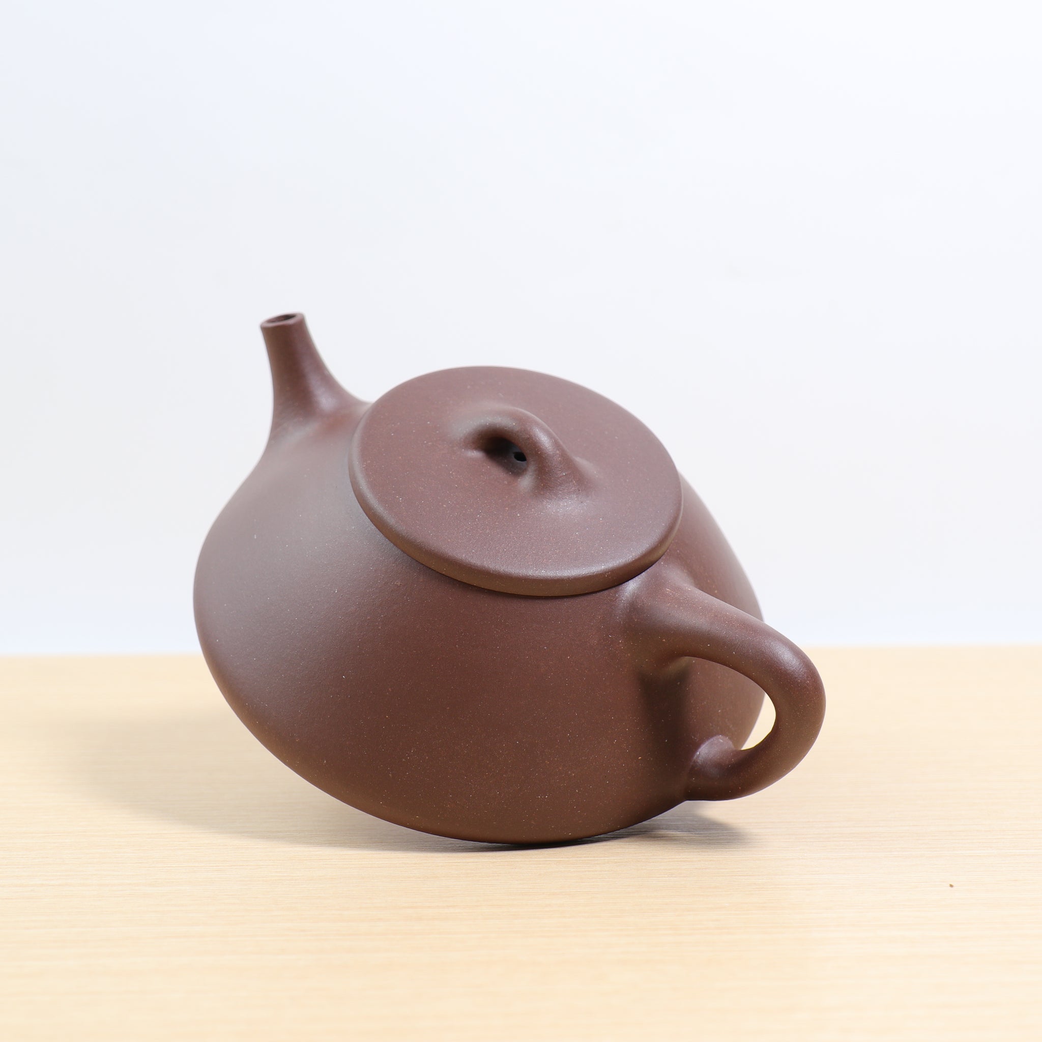 [Zi Ye Shi Lao] Fully handmade raw mineral purple mud and purple sand teapot