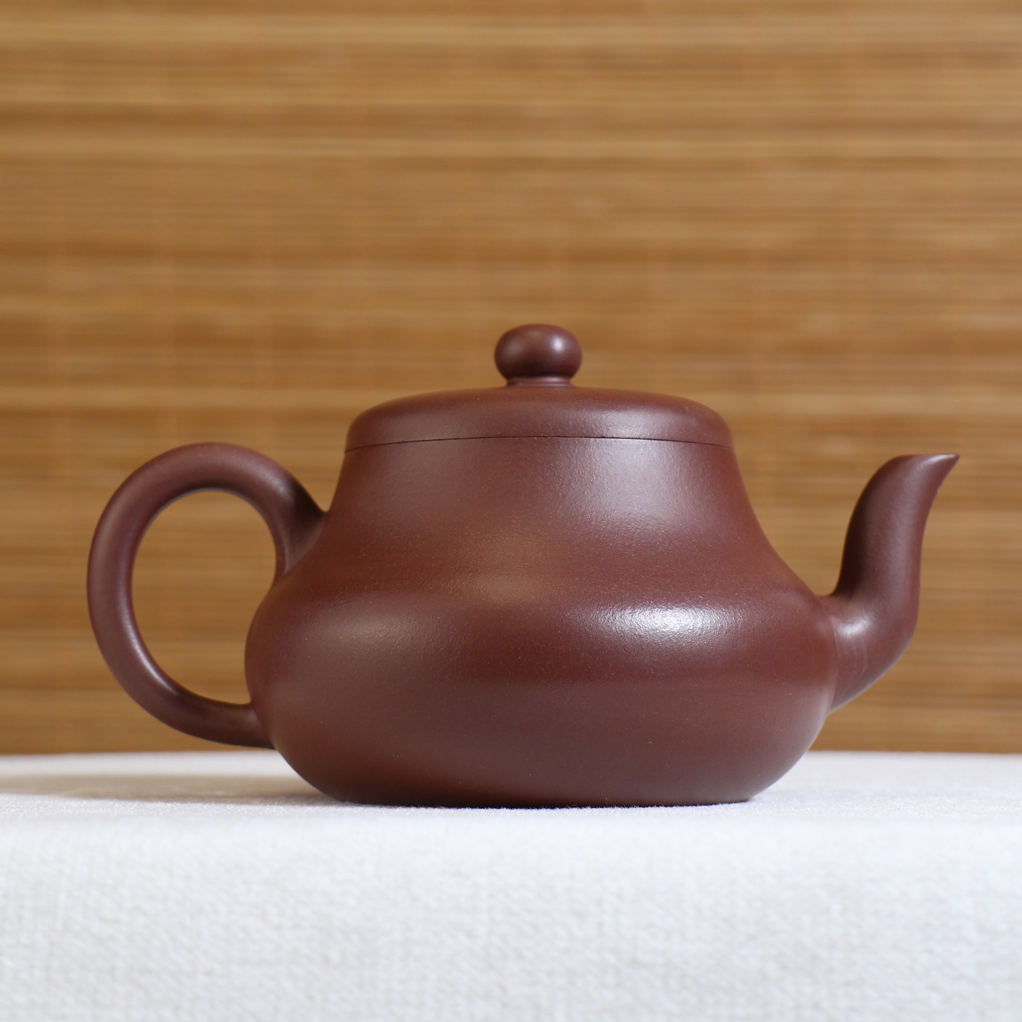 (Sold) [Junde] Fully handmade original ore dragon blood sand simple teapot