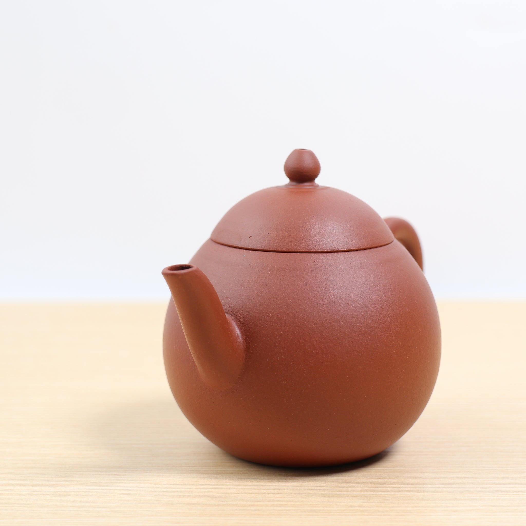 [Xiao Xiao Yigong Teapot] Fully handmade original ore vermilion imitation ancient purple sand teapot