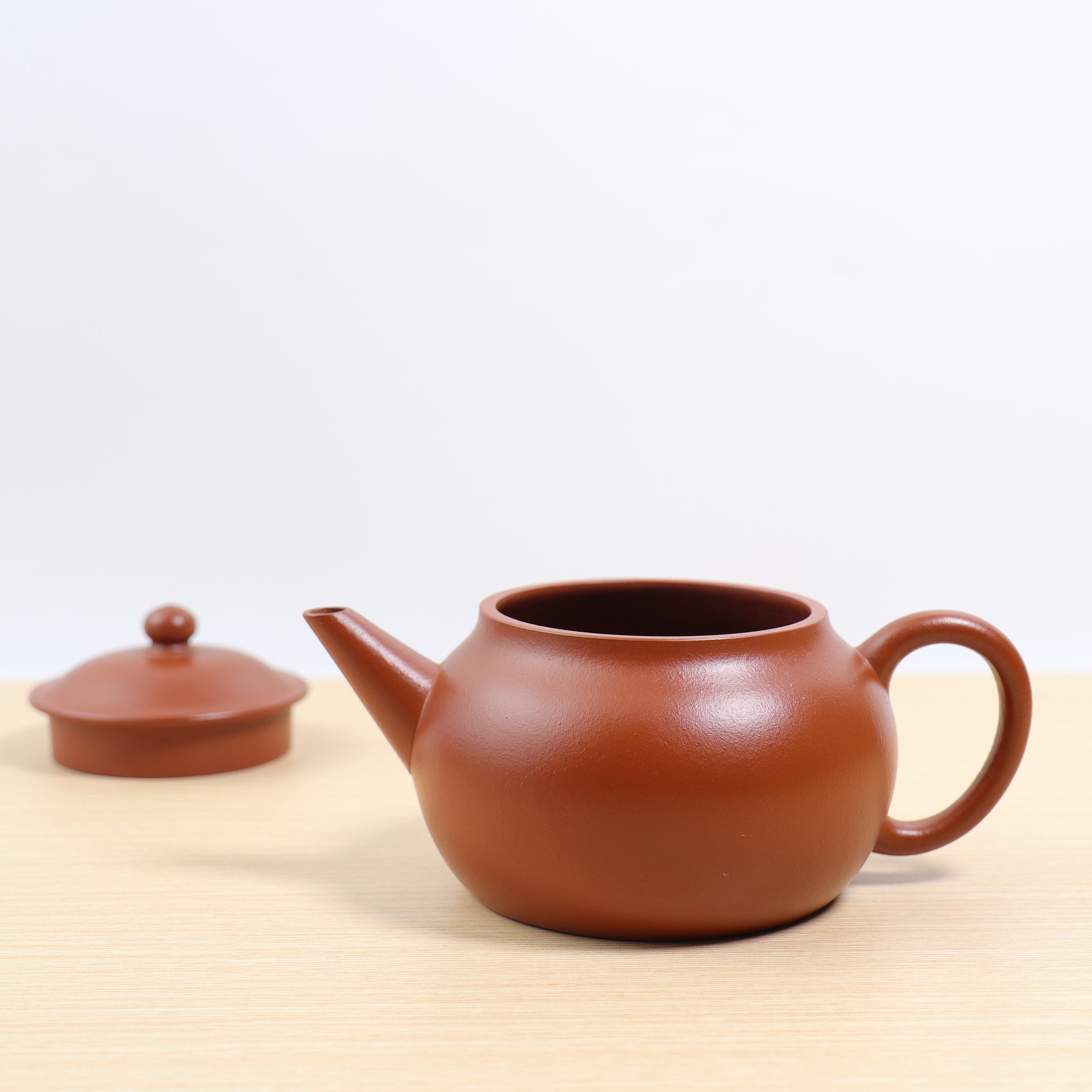 (Sold) *New Product* [Ming-style hat teapot] Fully handmade raw ore Zhaozhuang vermillion mud and purple sand teapot