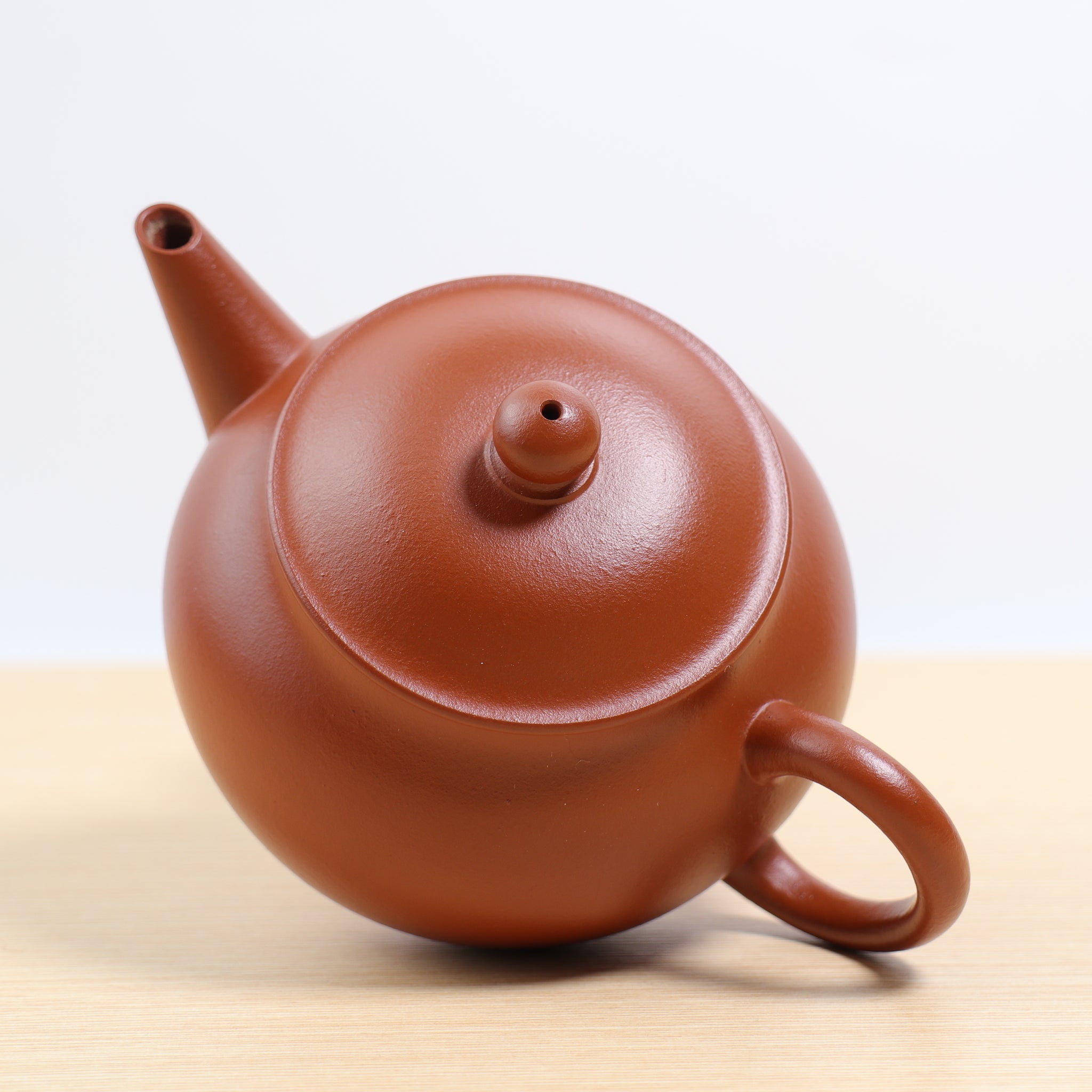 (Sold) *New Product* [Ming-style hat teapot] Fully handmade raw ore Zhaozhuang vermillion mud and purple sand teapot