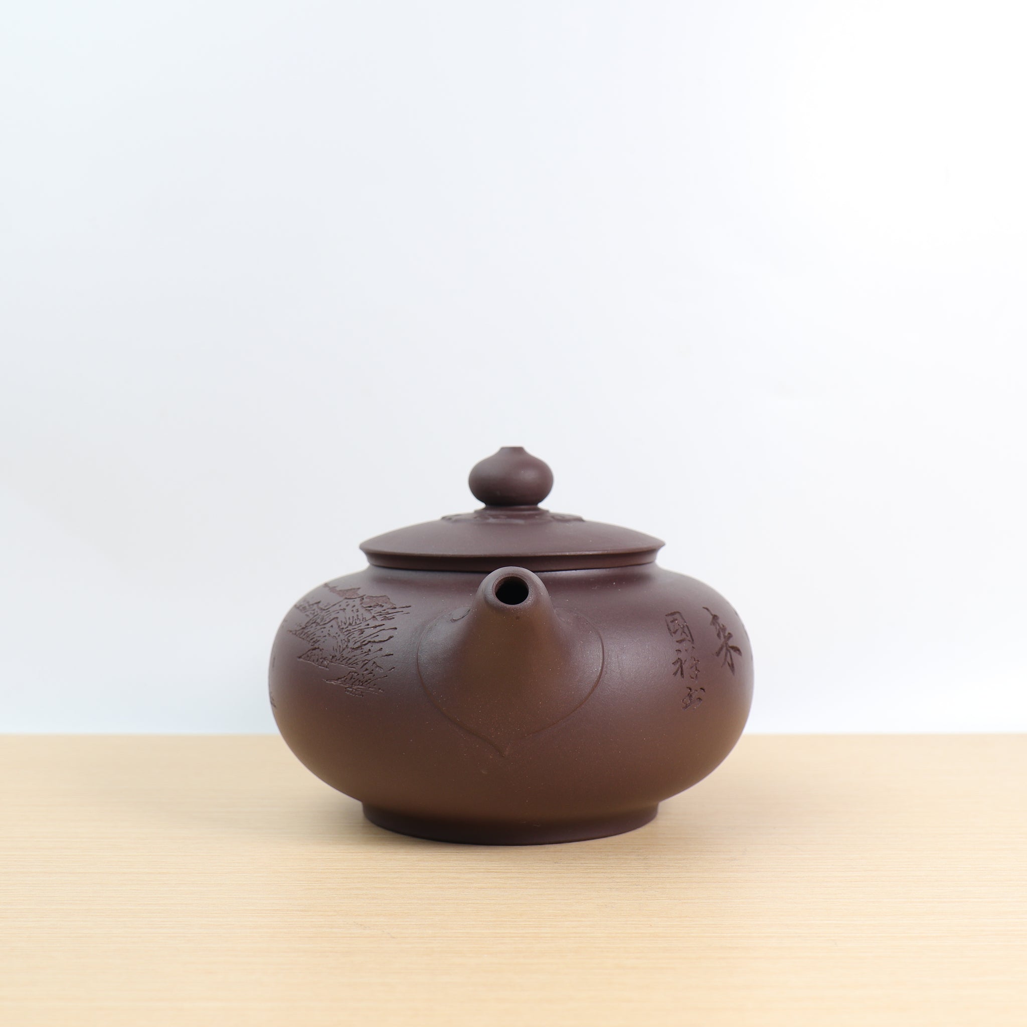【如意雲】原礦紫泥雕刻紫砂茶壺