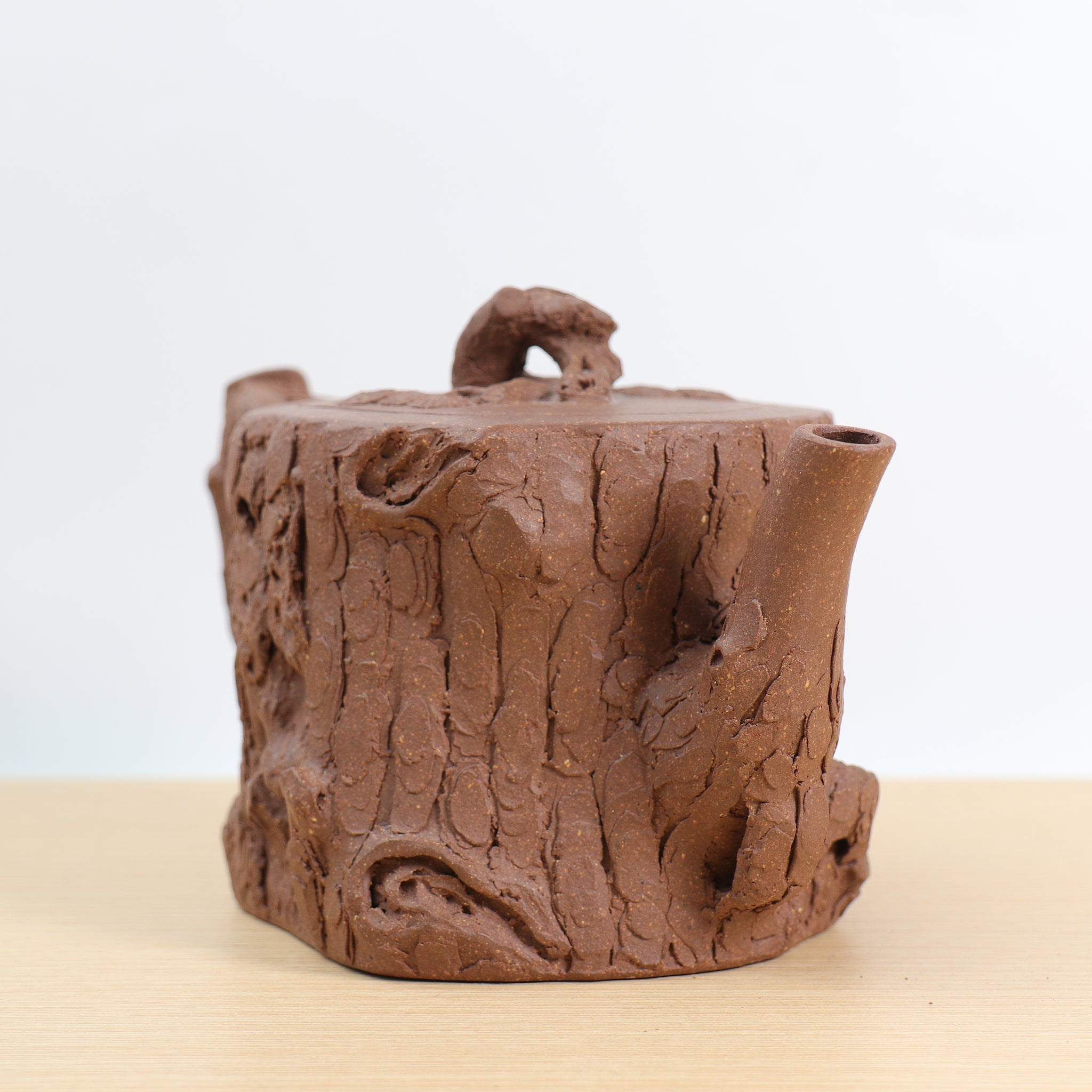 (Sold) [Wingyuan Songzhuan] Fully handmade raw ore stale old mud bionic purple clay teapot