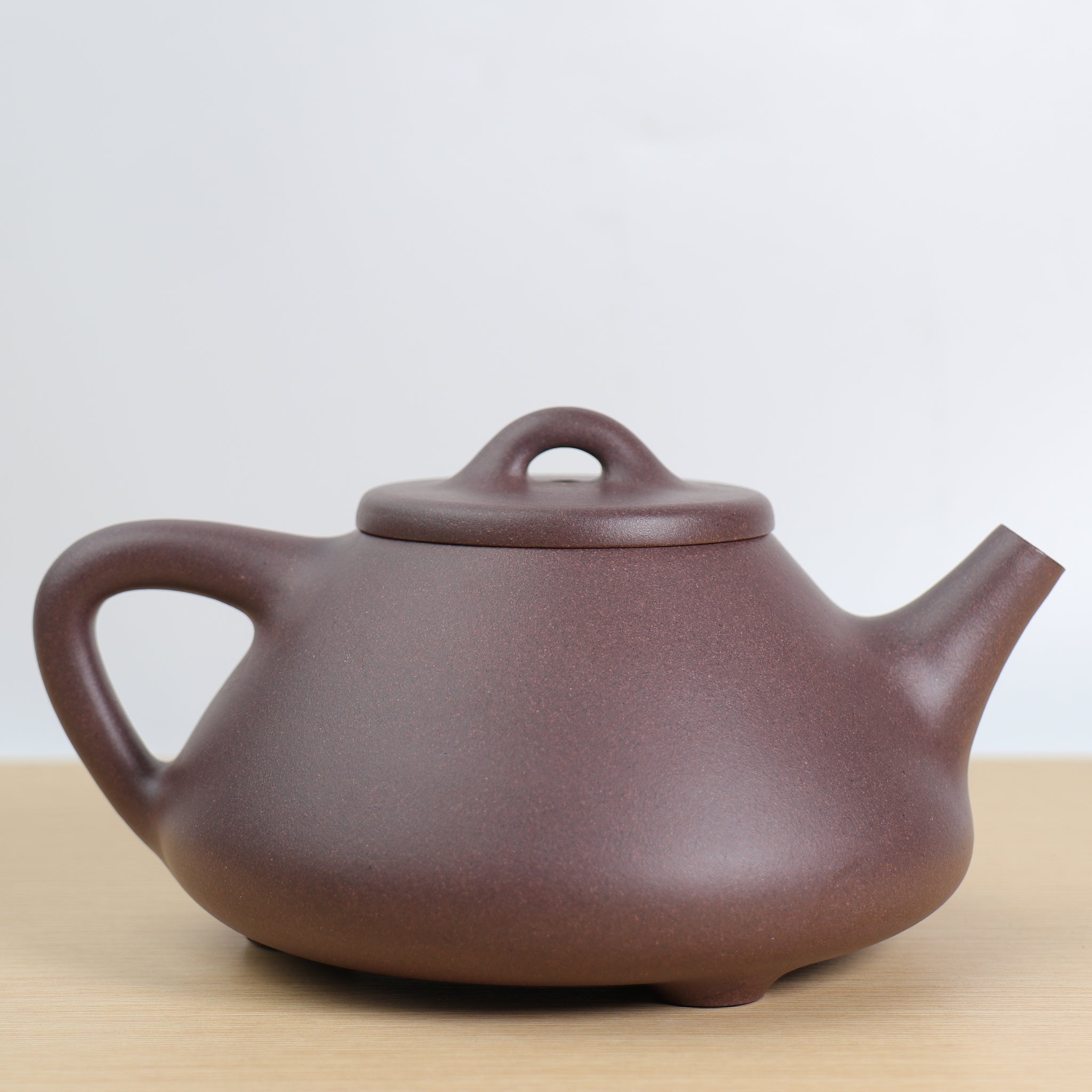 (Sold) [Ziye Stone Scoop] Fully handmade raw ore green ash mud purple sand teapot