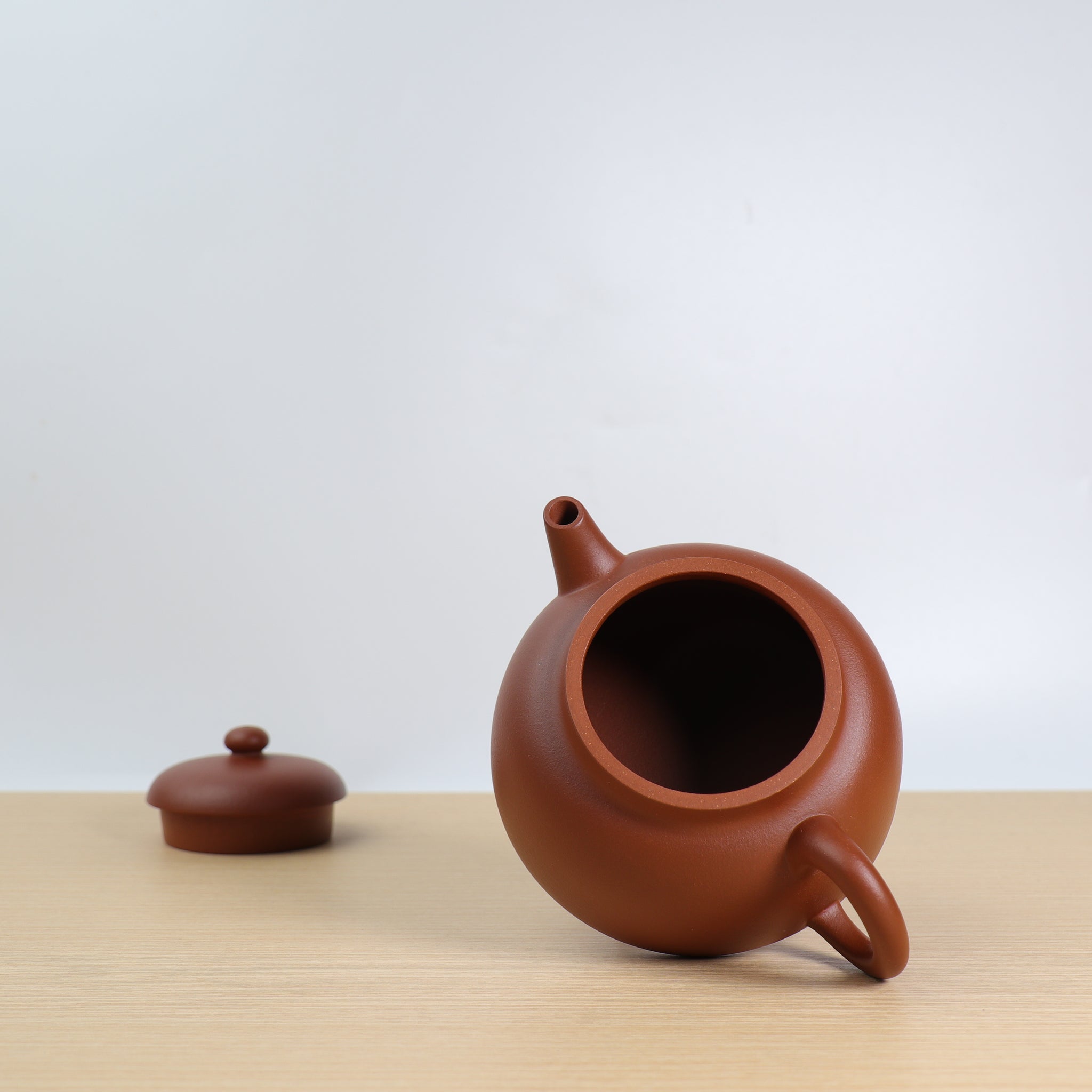 (Sold) [Jun Yu] Fully handmade Benshan red clay thin body purple sand teapot