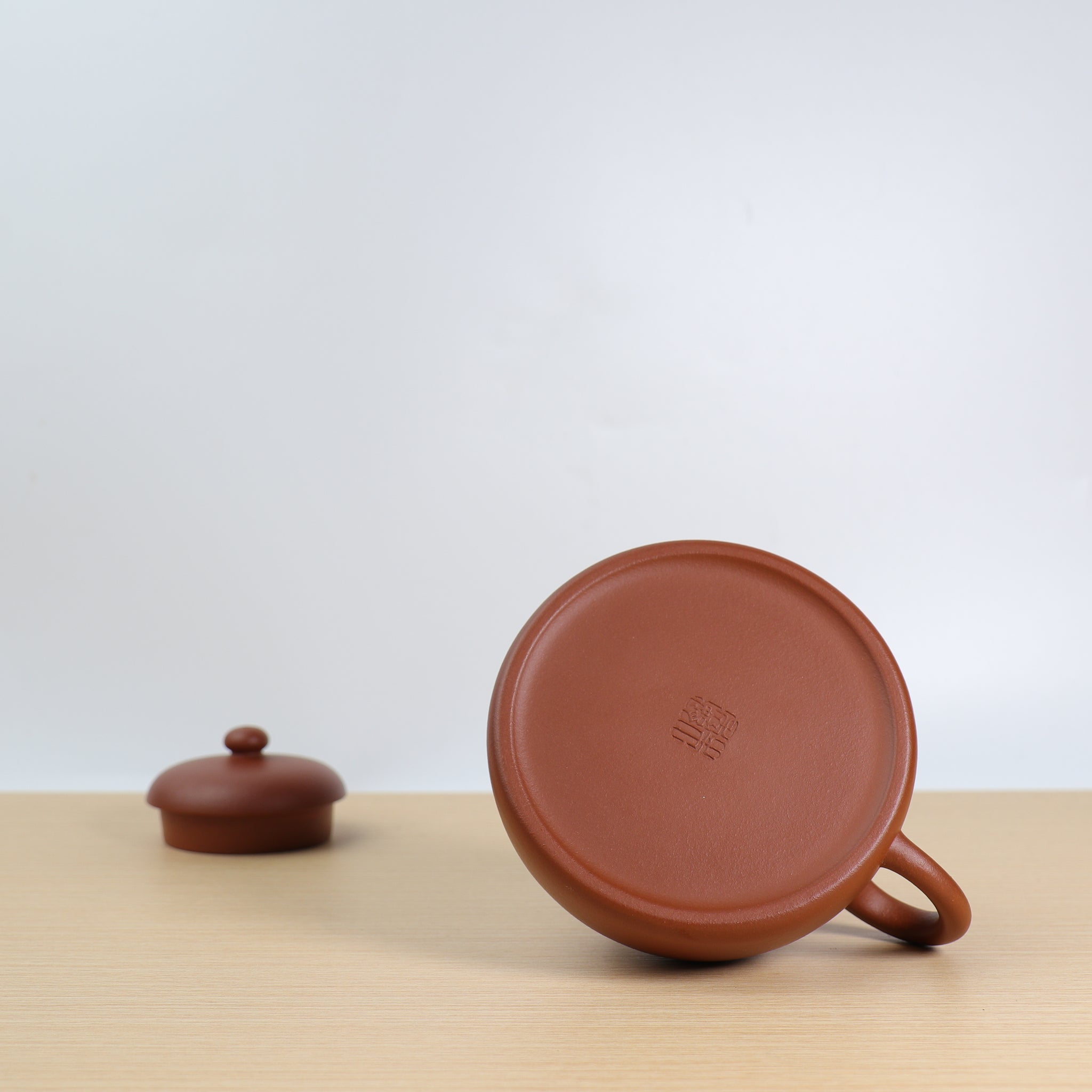 (Sold) [Jun Yu] Fully handmade Benshan red clay thin body purple sand teapot