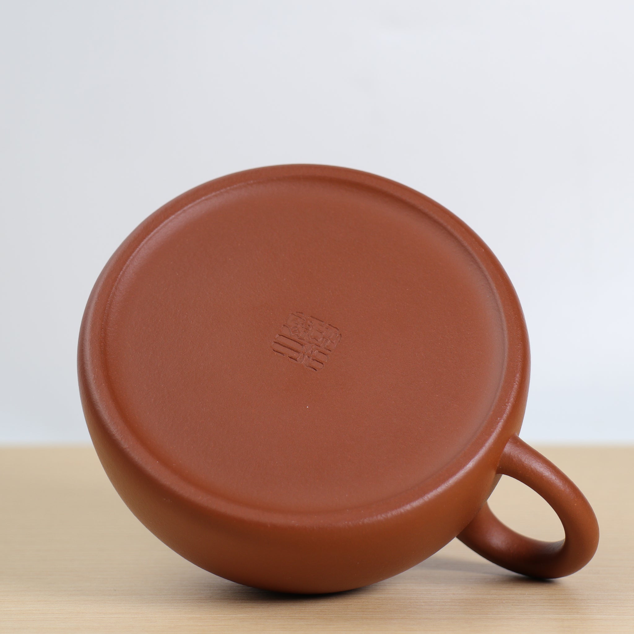 (Sold) [Jun Yu] Fully handmade Benshan red clay thin body purple sand teapot