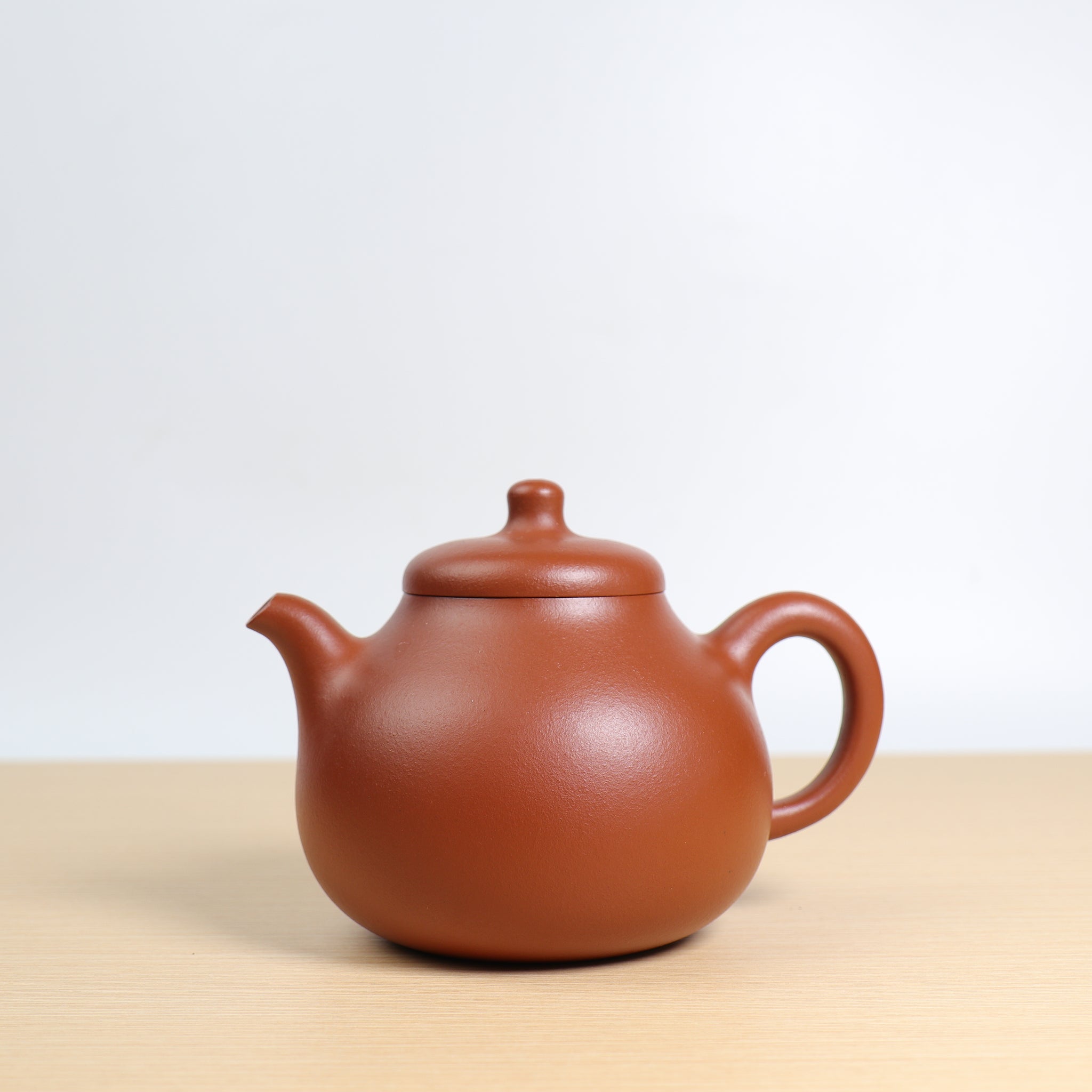 【乳丁】原礦小紅泥經典紫砂茶壺