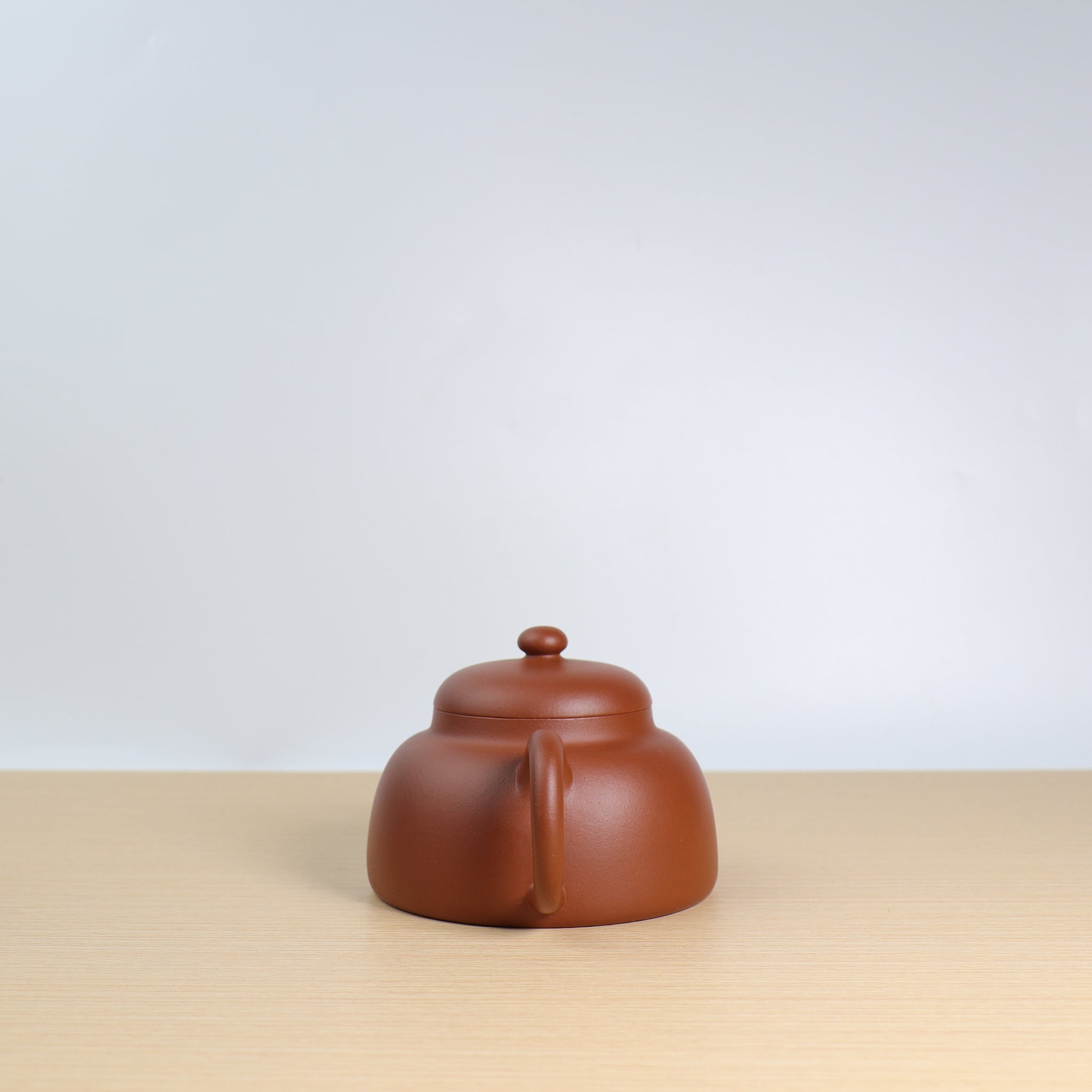 (Sold) [Jun Yu] Fully handmade Benshan red clay thin body purple sand teapot