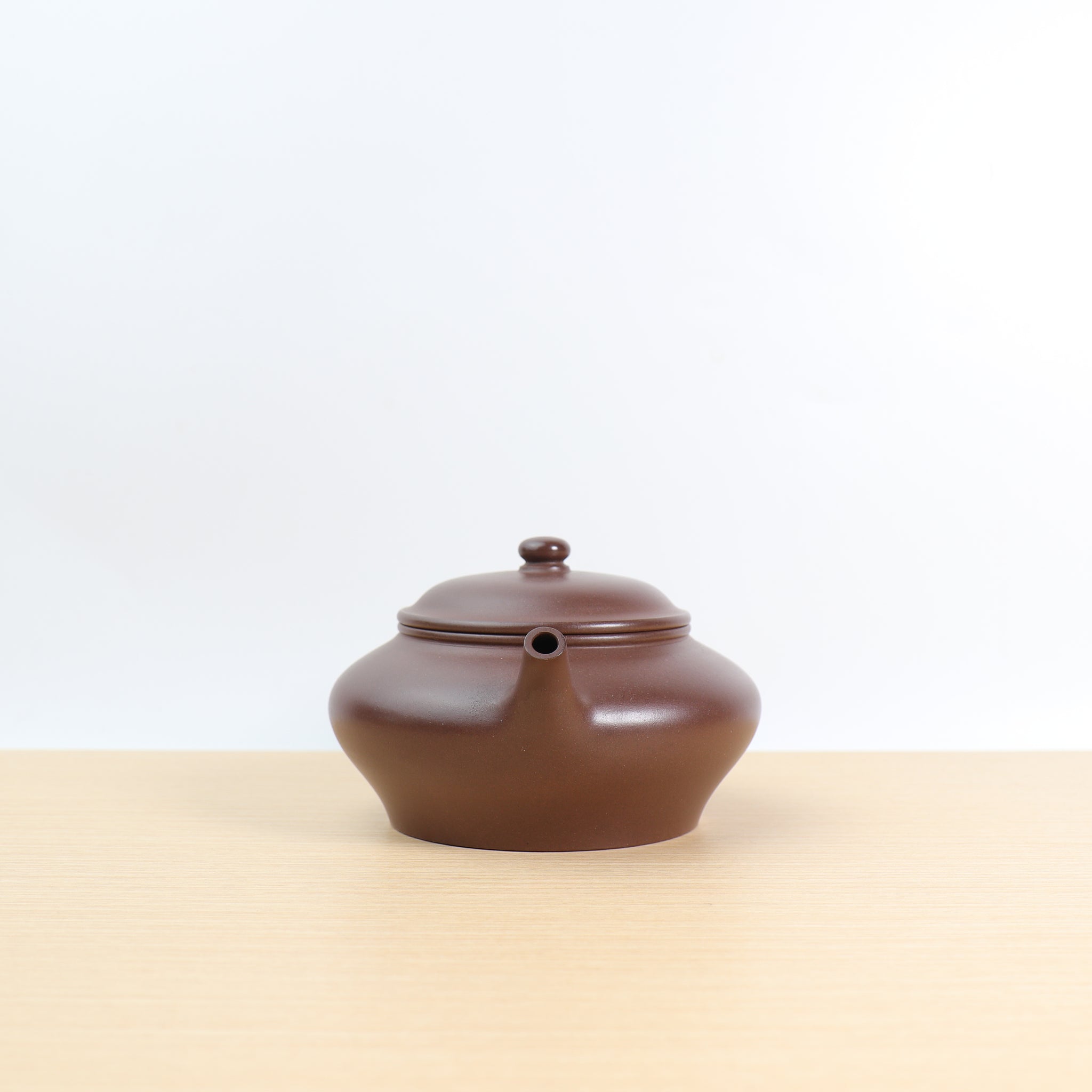 (Sold) *In Stock Taikoo** New Product* [Virtual Flat Pot] Fully handmade raw ore old purple clay and purple sand teapot