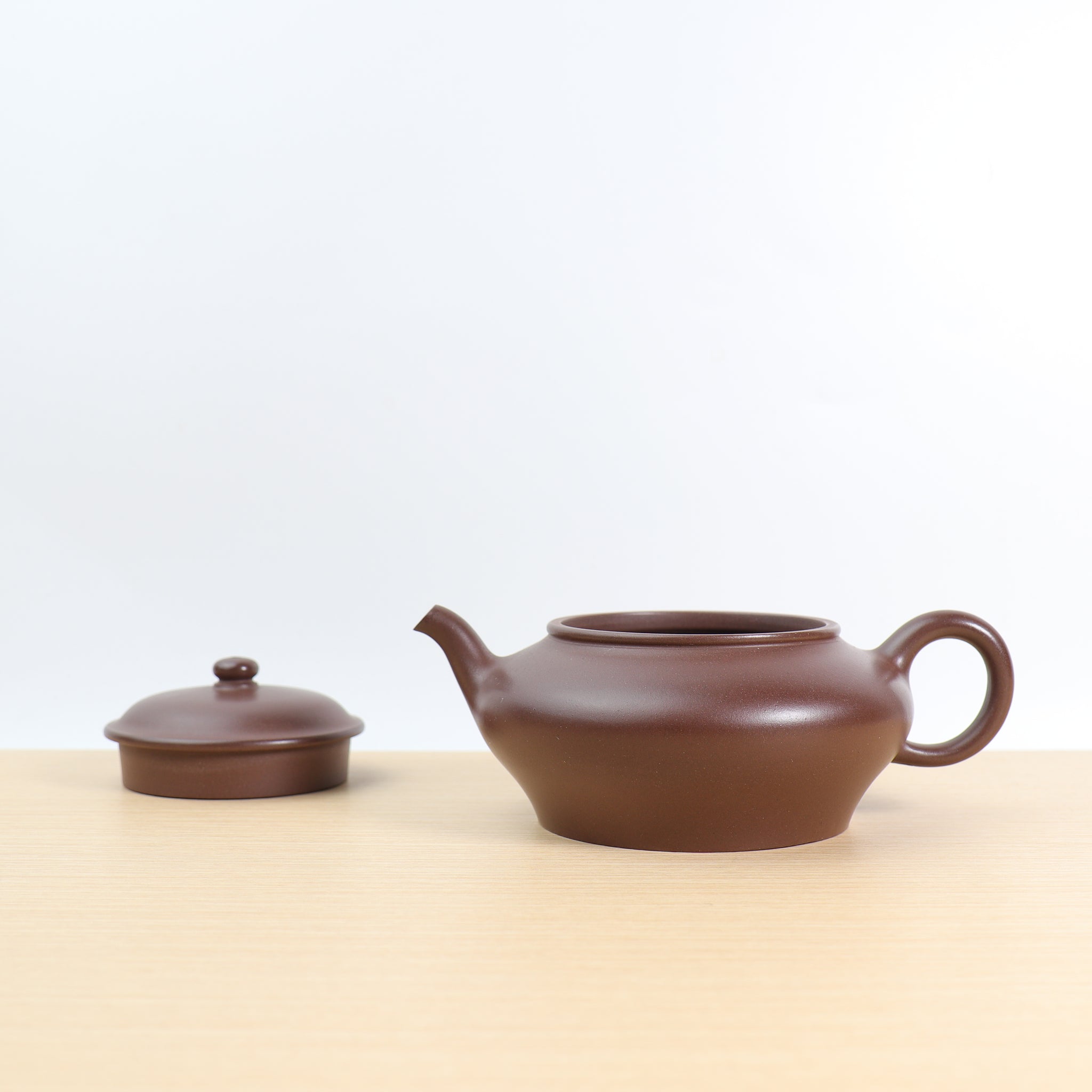 (Sold) *In Stock Taikoo** New Product* [Virtual Flat Pot] Fully handmade raw ore old purple clay and purple sand teapot