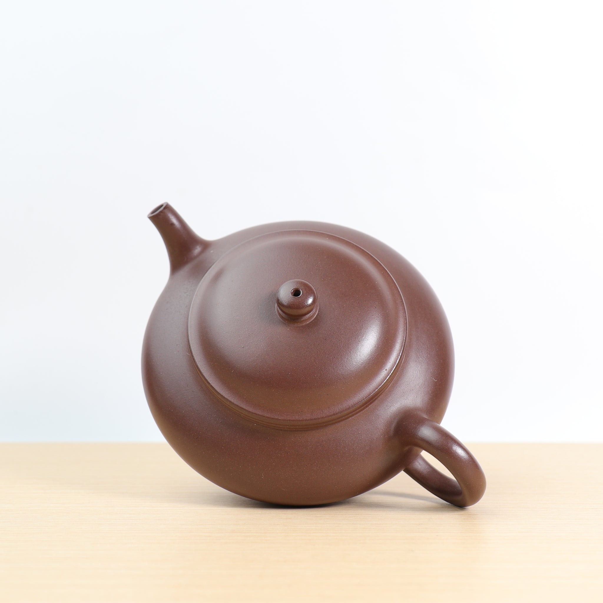 (Sold) *In Stock Taikoo** New Product* [Virtual Flat Pot] Fully handmade raw ore old purple clay and purple sand teapot