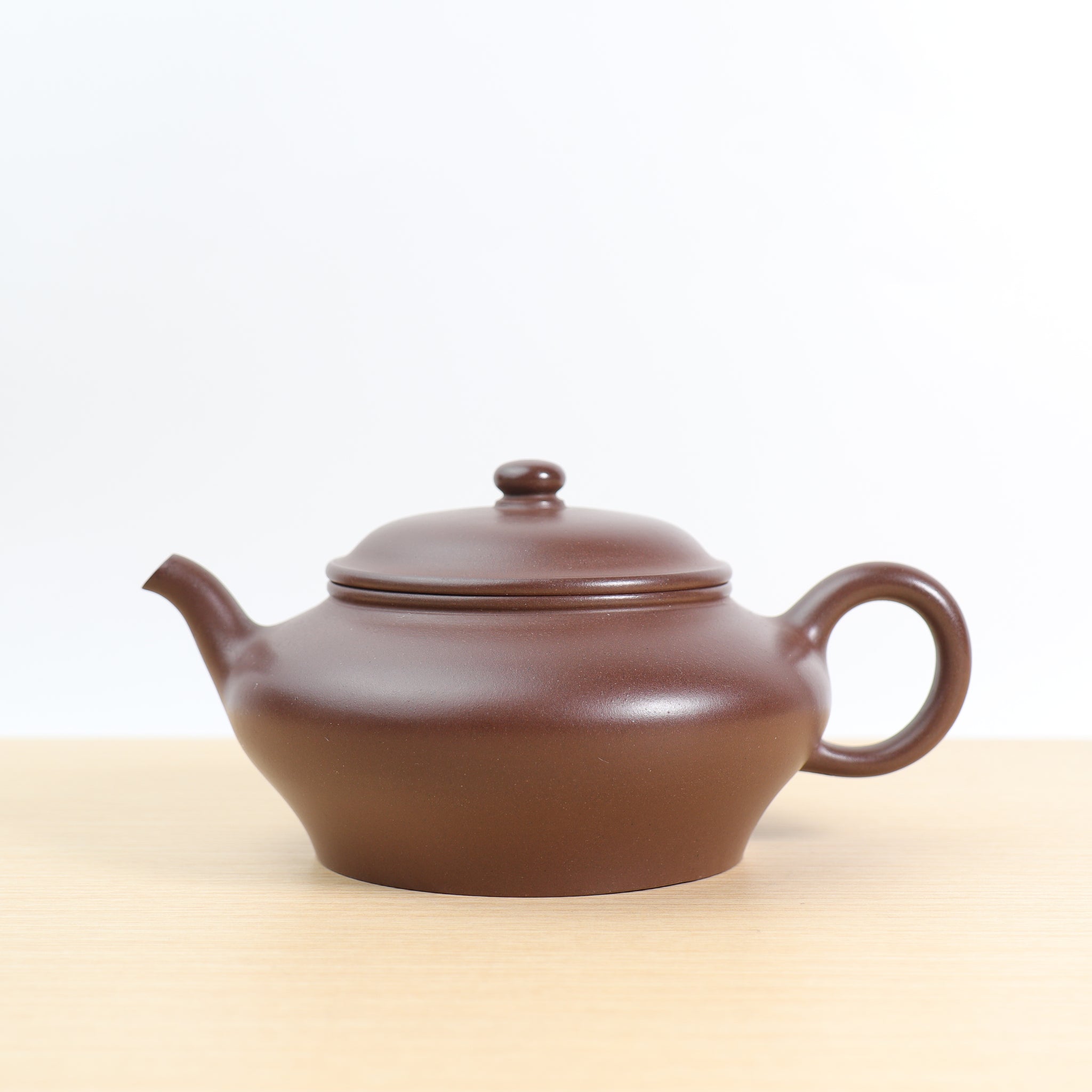 (Sold) *In Stock Taikoo** New Product* [Virtual Flat Pot] Fully handmade raw ore old purple clay and purple sand teapot