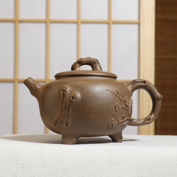 （已售出）【三足樹樁】全手工原礦灰段泥貼花紫砂茶壺