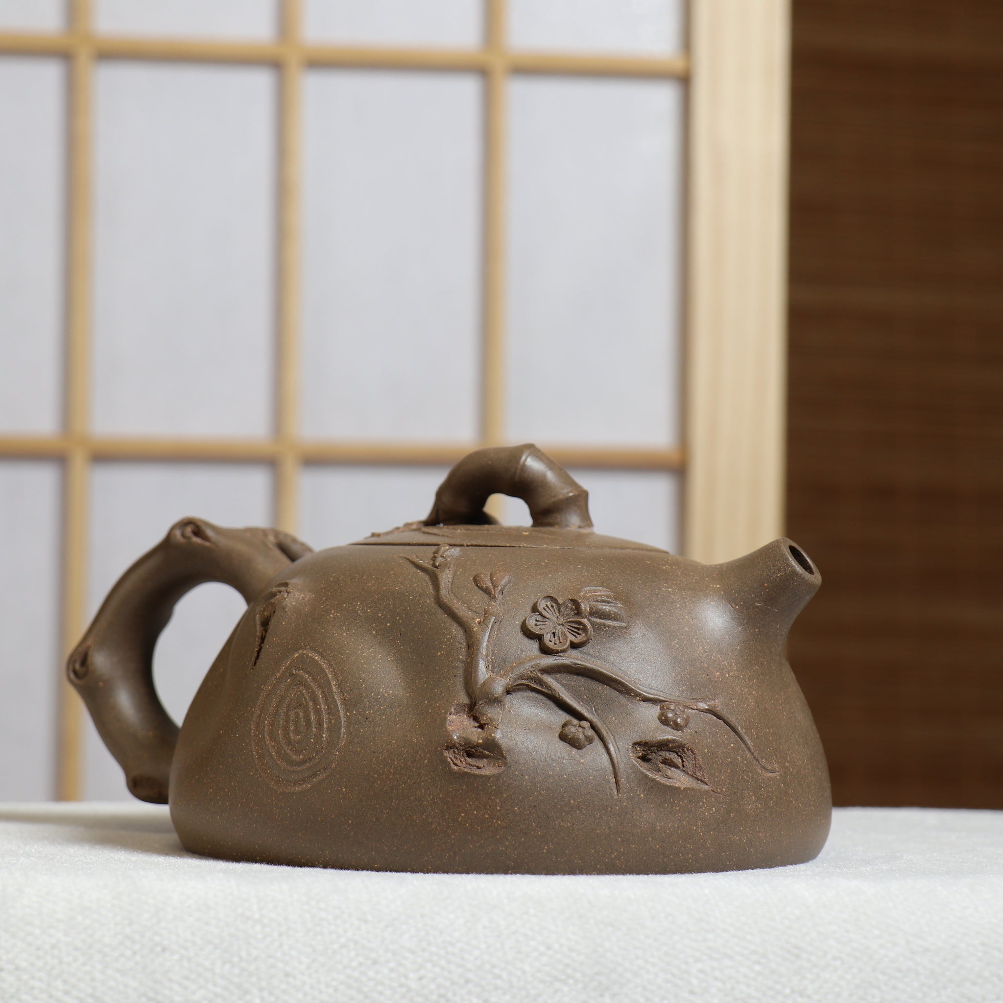 (Sold) [Bionic Half Moon] Fully handmade original ore ash mud decal purple clay teapot