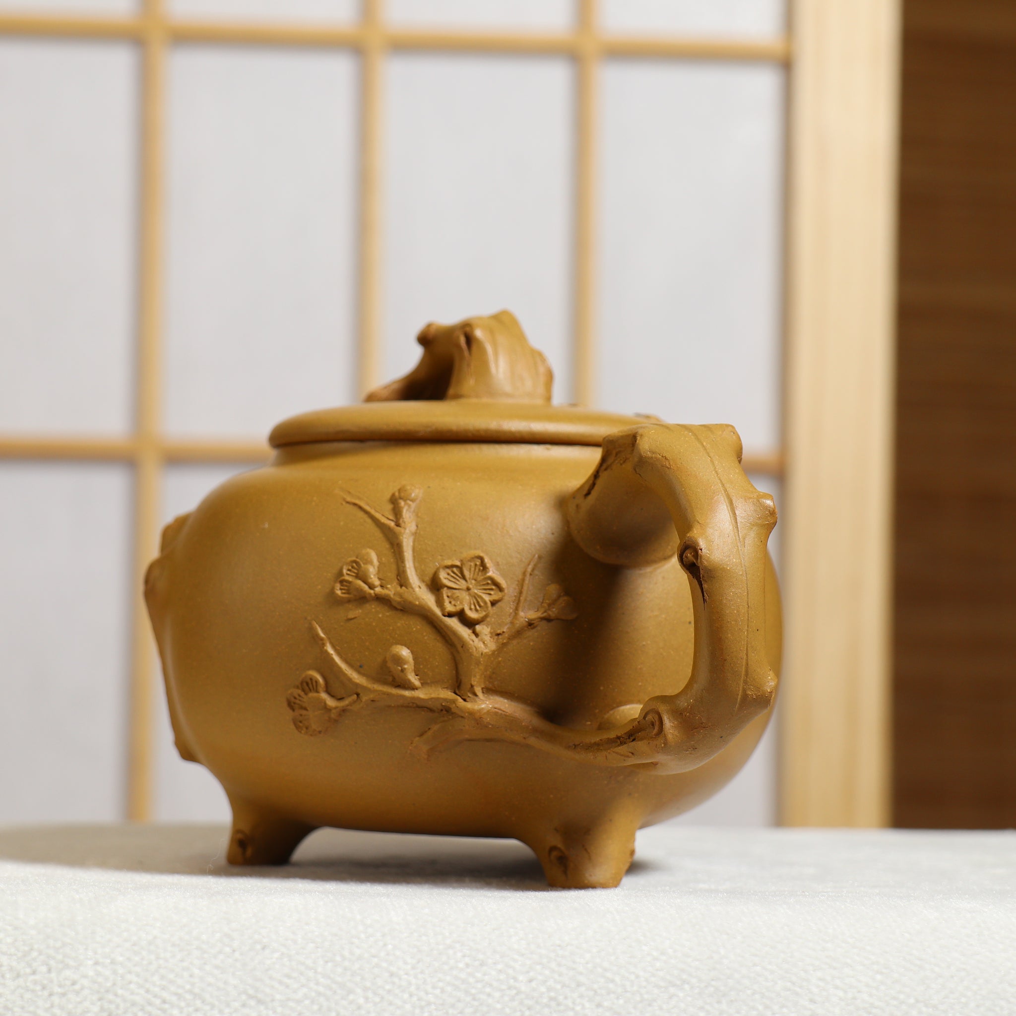 (Sold) [Three-legged plum pile] Fully handmade raw ore yellow mud decal purple clay teapot