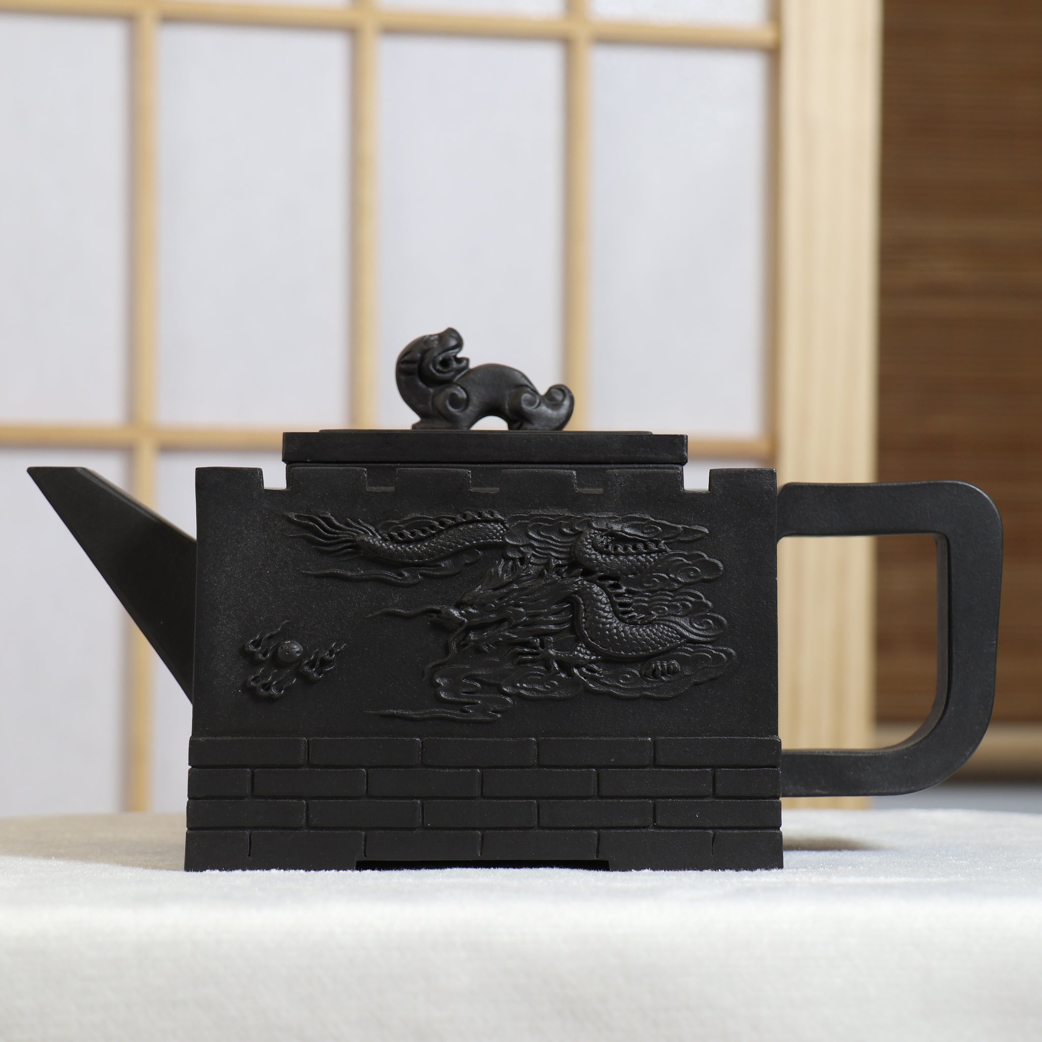 【龍騰萬里】全手工原礦黑料刻畫紫砂茶壺