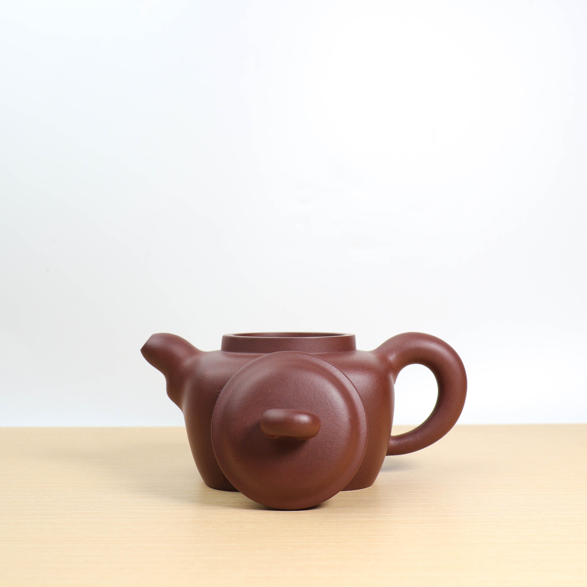 [Daohong Sifang] Fully handmade raw mineral purple clay calligraphy teapot