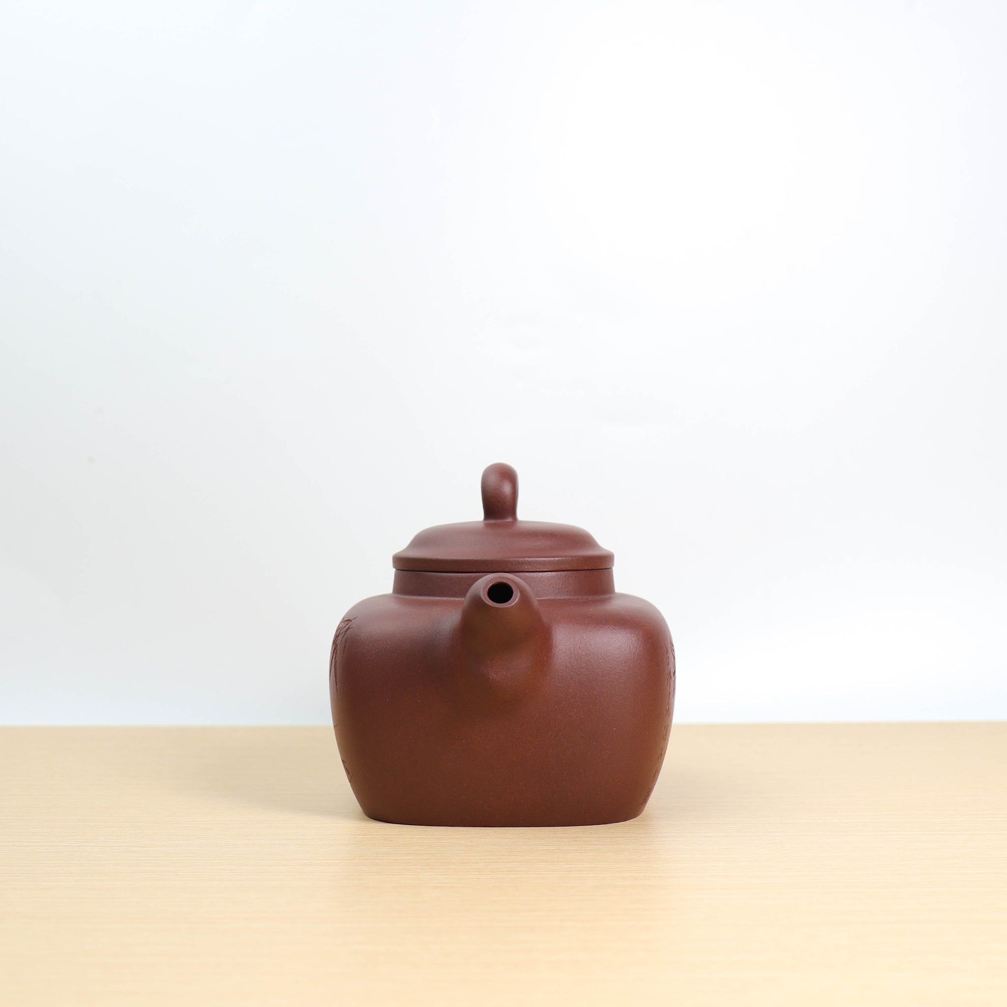 [Daohong Sifang] Fully handmade raw mineral purple clay calligraphy teapot