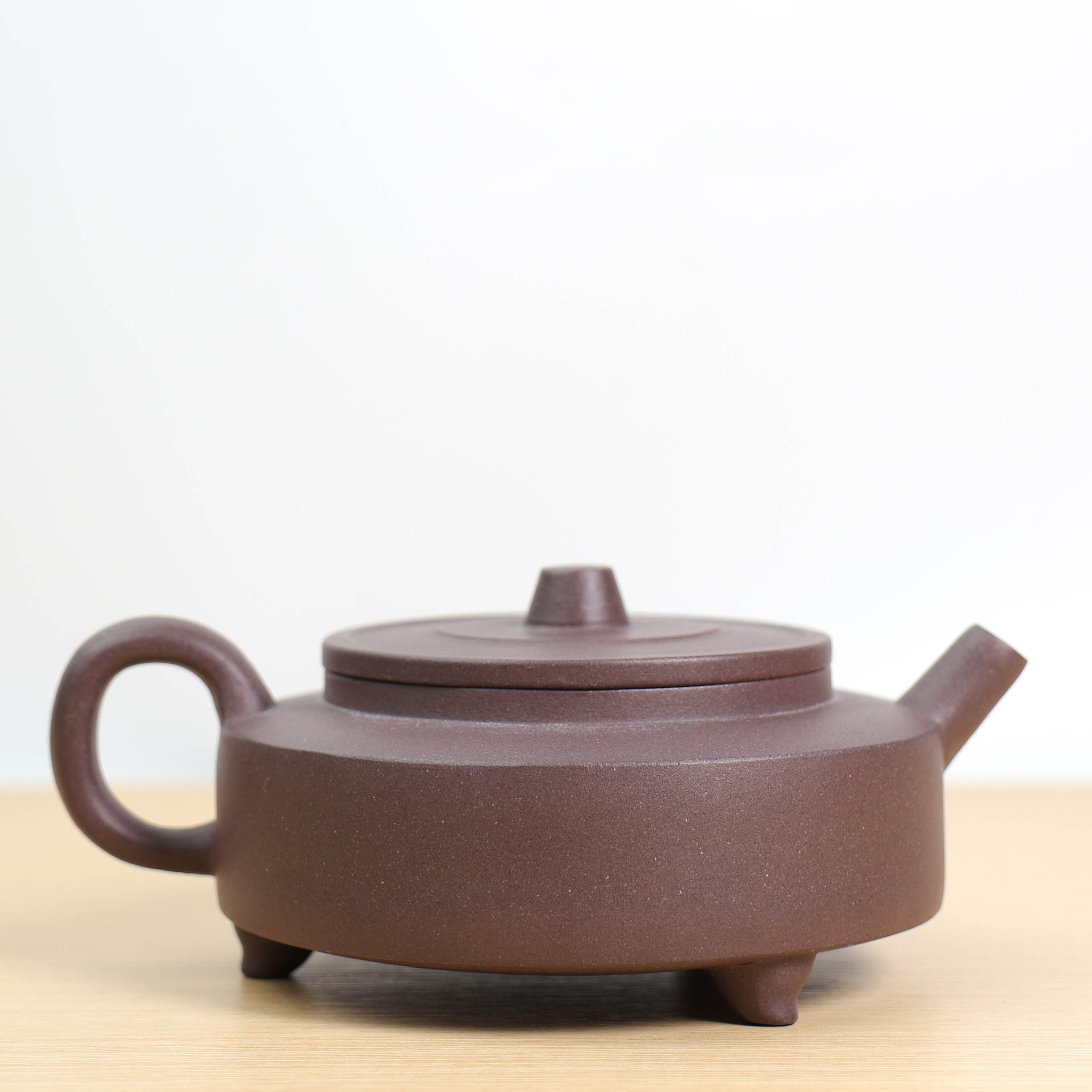 (Sold) [Small Weekly Plate] Violet Sky Blue Clay Purple Clay Teapot