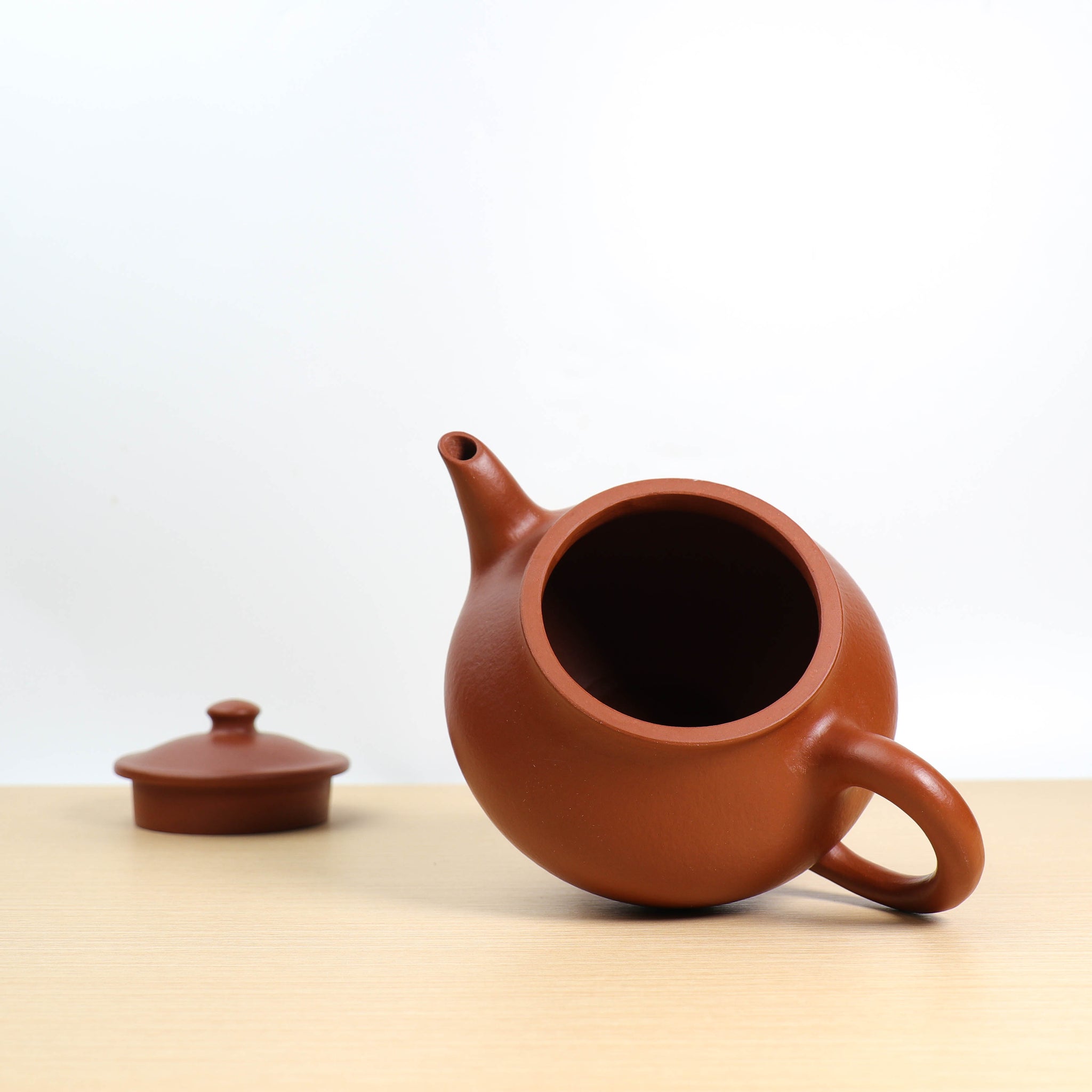 [Gao Pan Pot] Raw ore red clay and elegant purple sand teapot