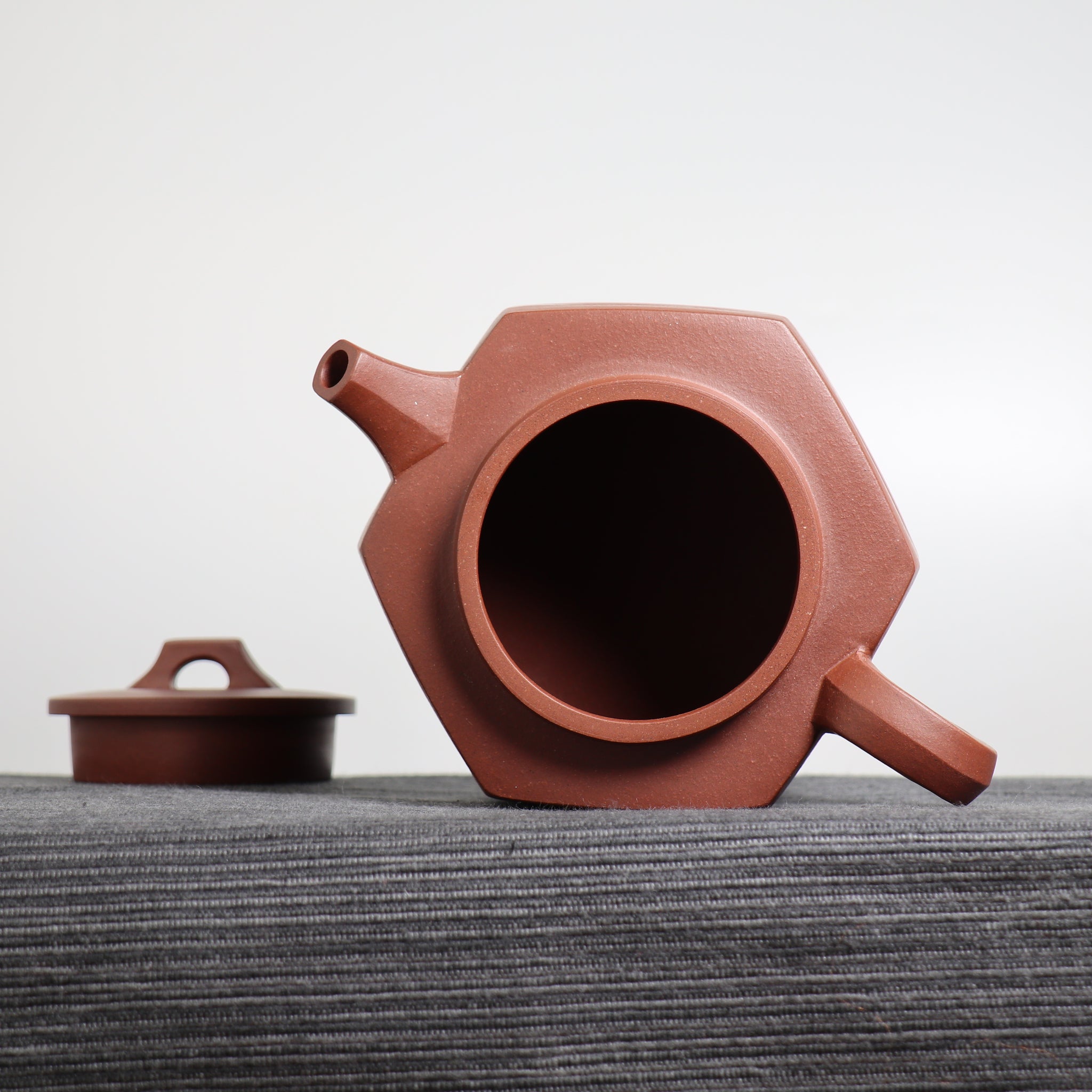 （已售出）【六方井欄】原礦底槽青紫砂茶壺