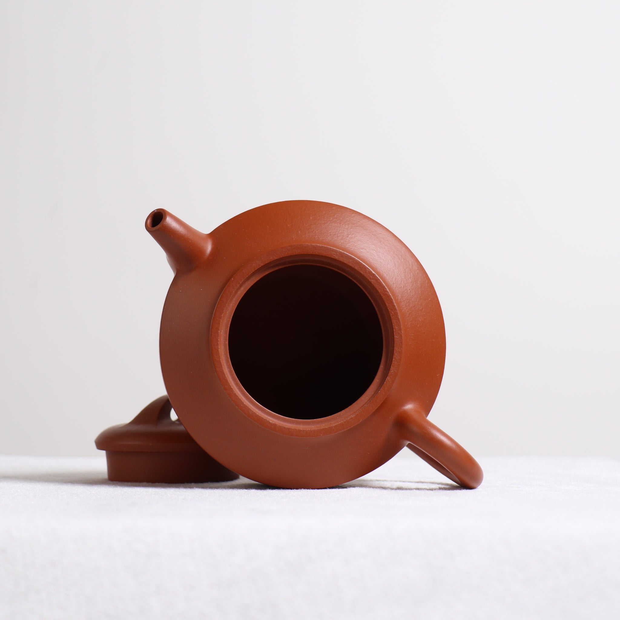 （已售出）【漢君】朱泥簡意紫砂茶壺