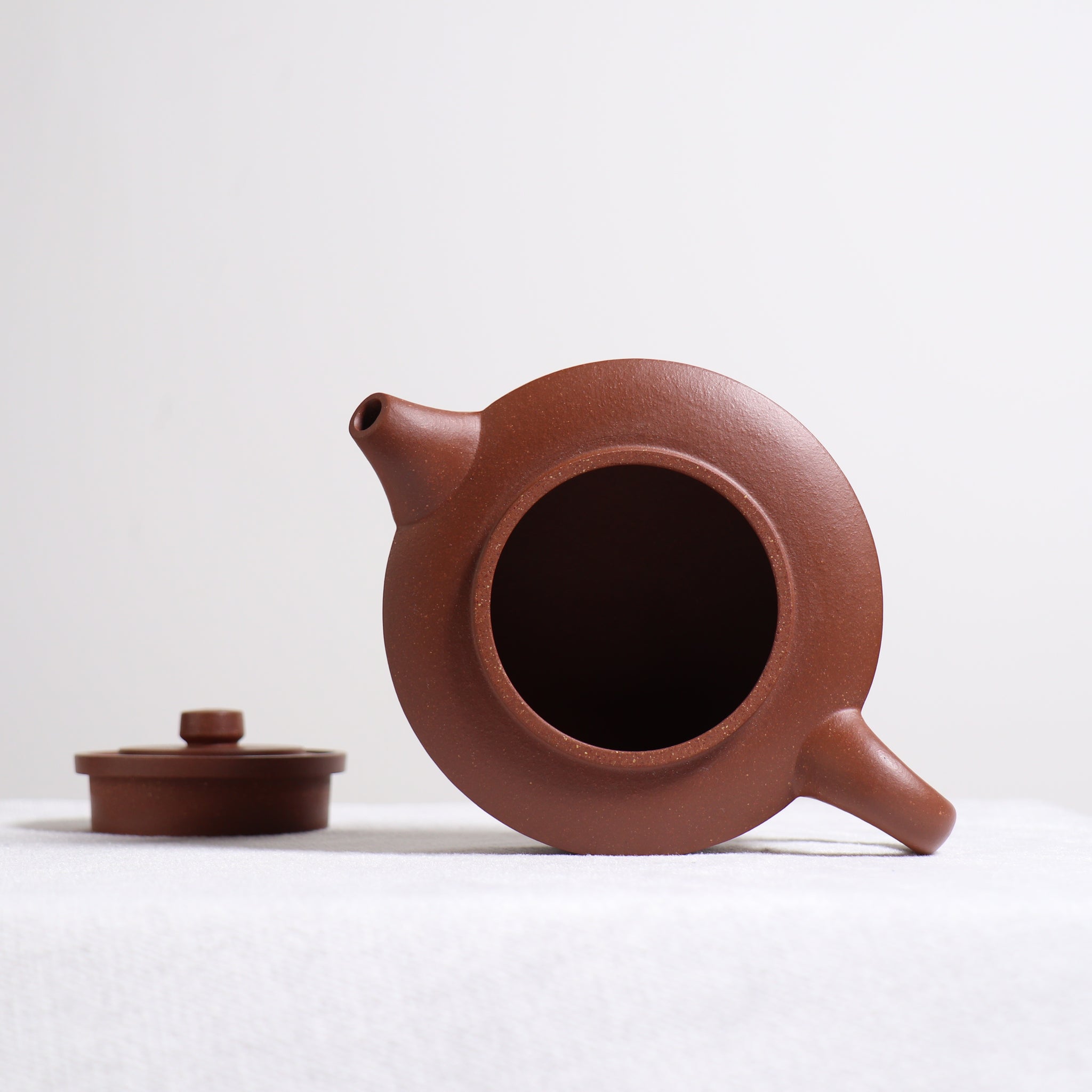 【三足周盤】降坡泥書法紫砂茶壺
