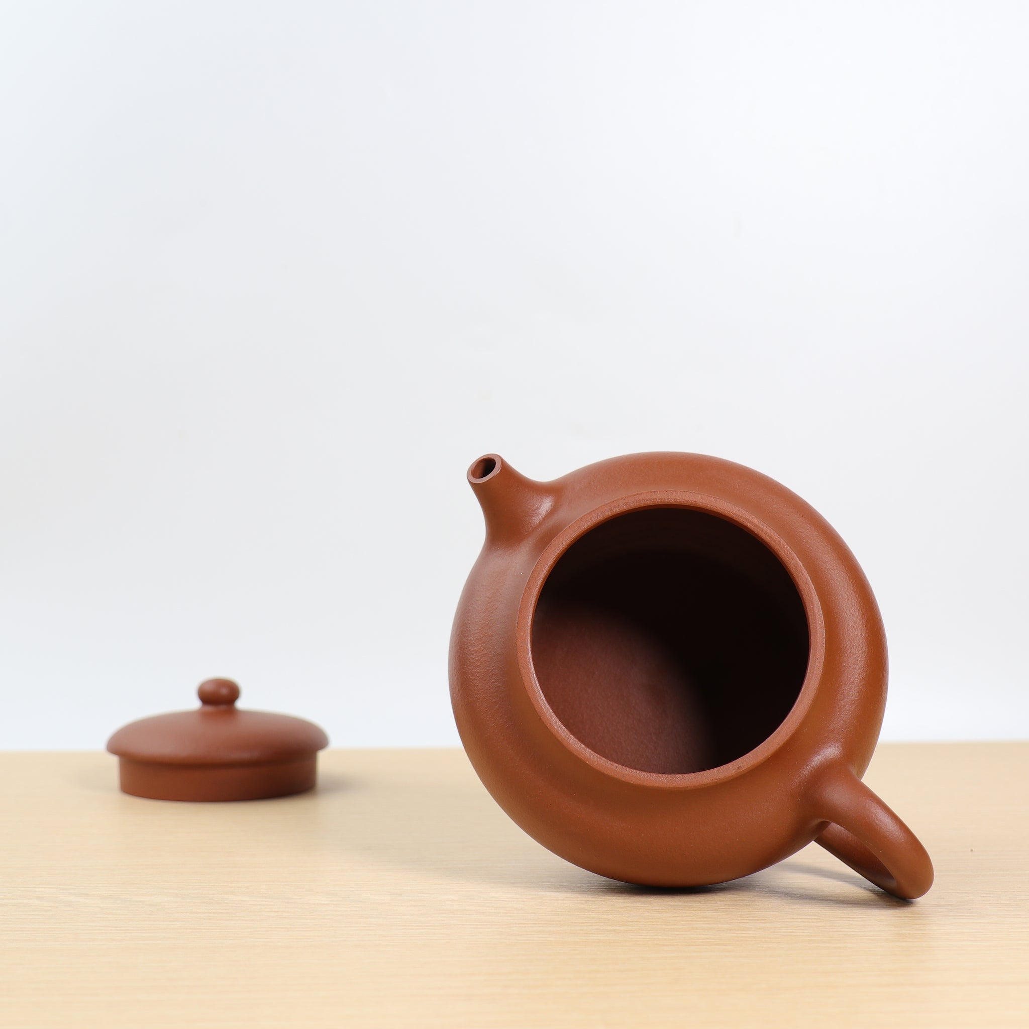 (Sold) *Disciple of Gao Xufeng* [Rong Xin] Fully handmade red clay and elegant purple clay teapot