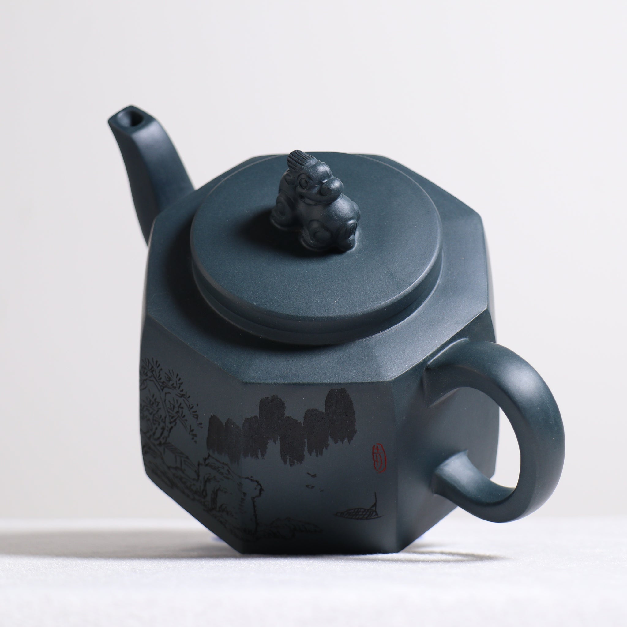 【Auspicious Beasts from Eight Directions】Purple clay teapot carved with azure clay