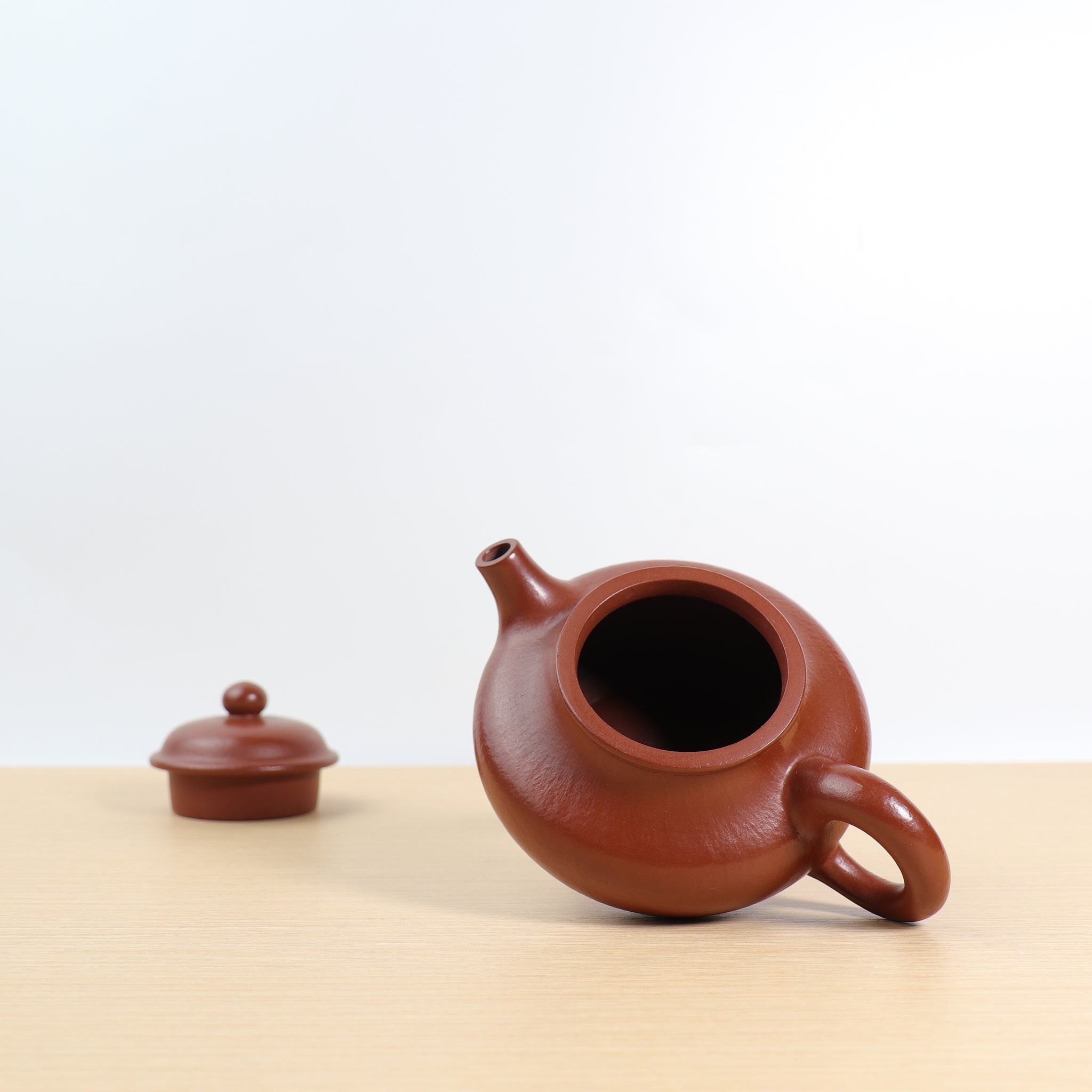 [Rongtian] Fully handmade raw mineral red clay classic purple sand teapot 