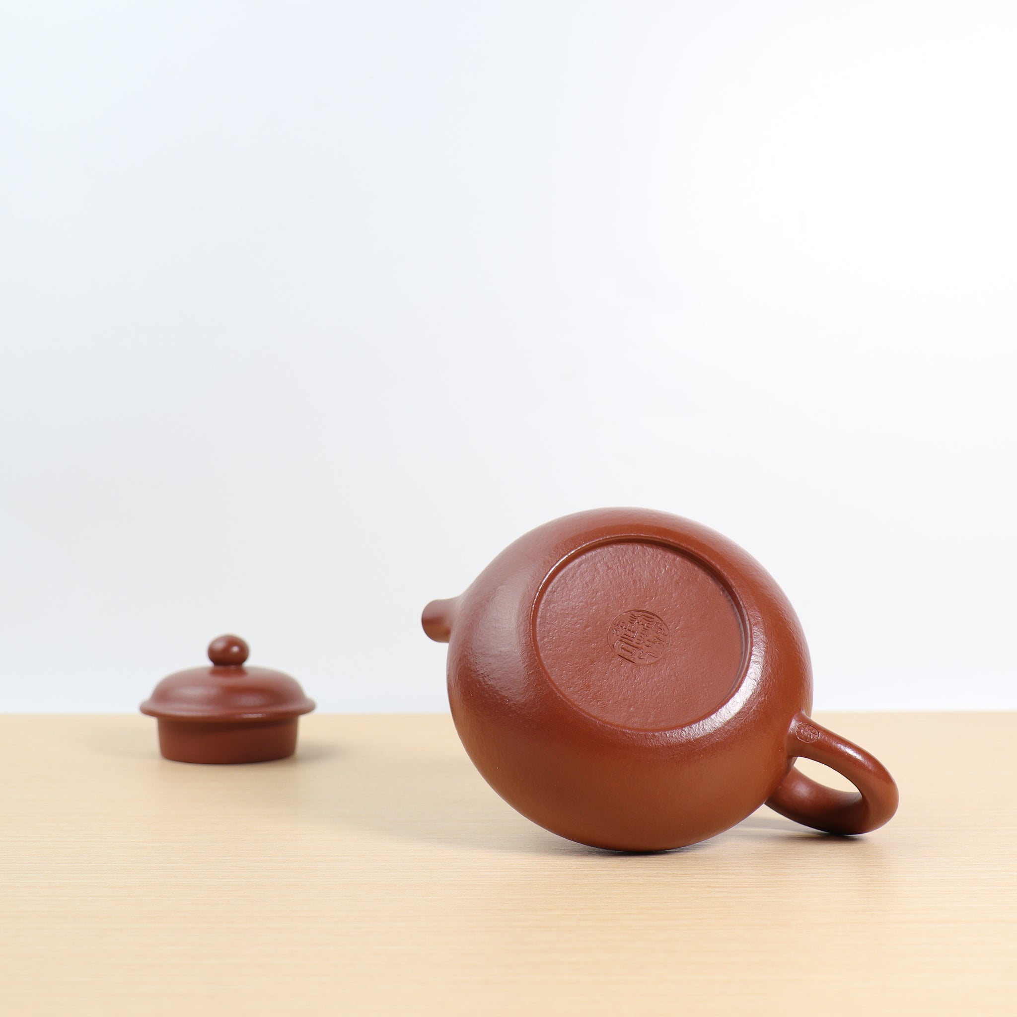 [Rongtian] Fully handmade raw mineral red clay classic purple sand teapot 