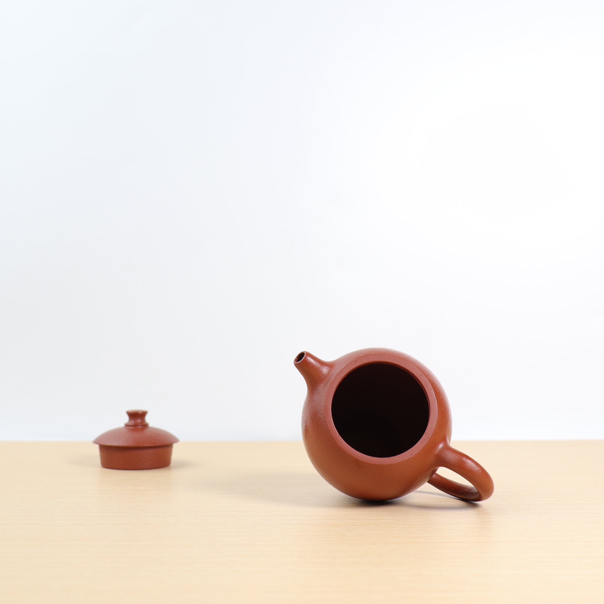 （已售出）【懷香】原礦粗砂朱泥紫砂茶壺