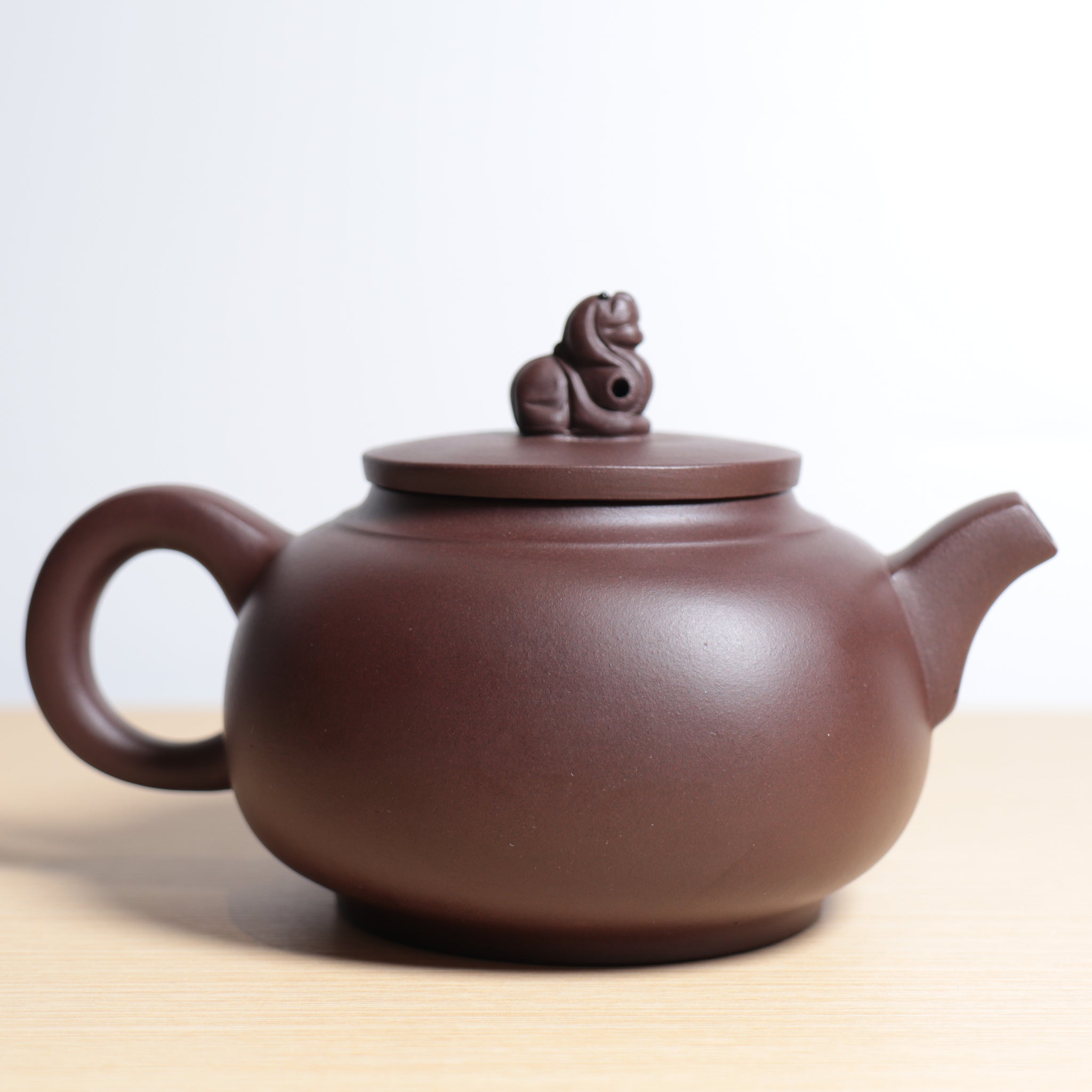 【瑞獸】全手工原礦紫泥雕刻紫砂茶壺