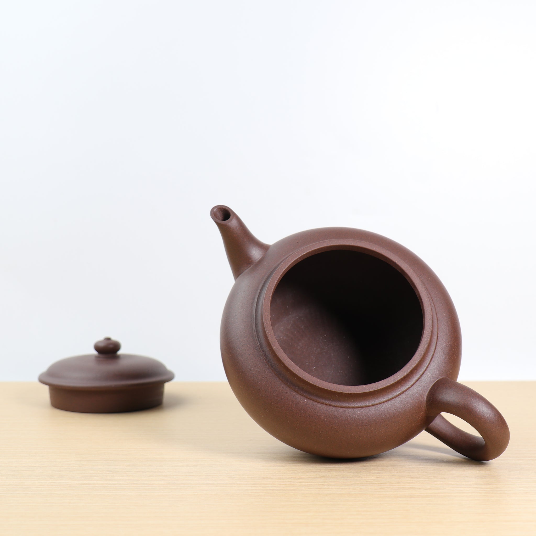 （已售出）【福鼓】全手工黑星砂經典簡意紫砂茶壺