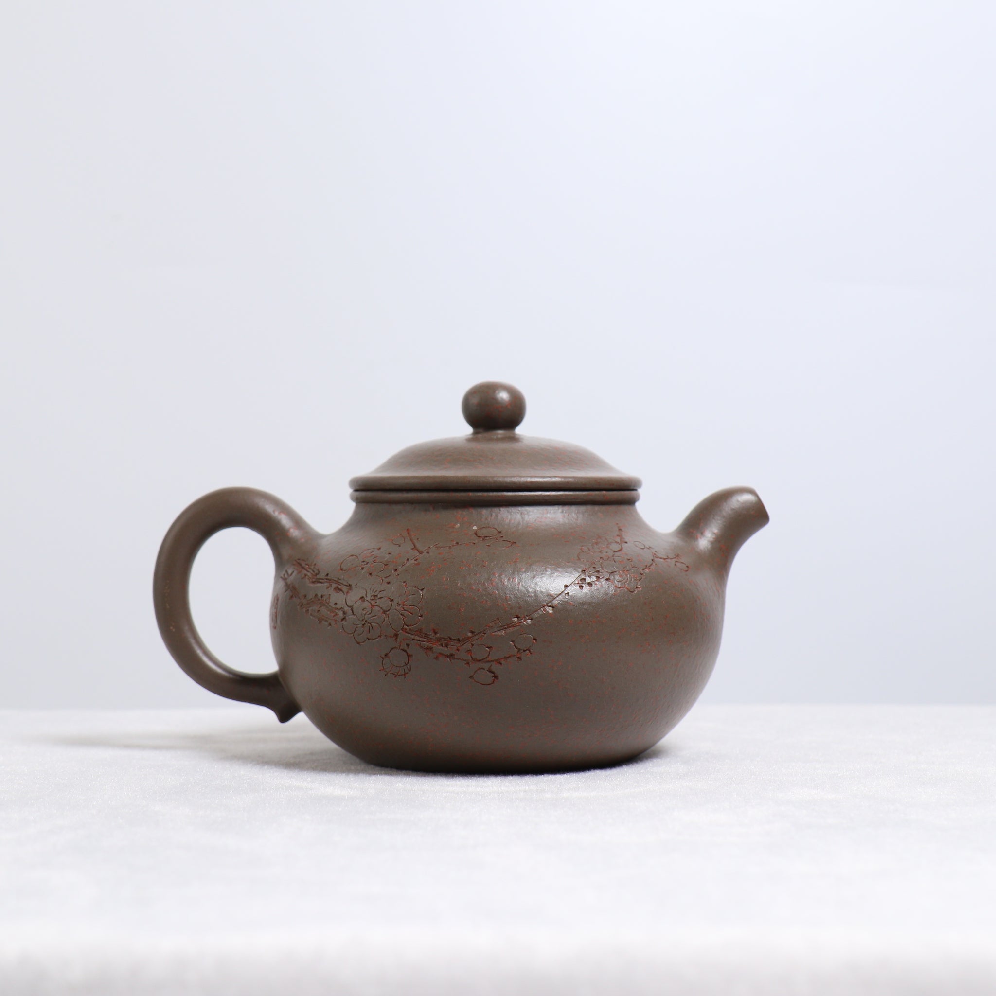 （已售出）【蓮子壺】青灰泥書法紫砂茶壺