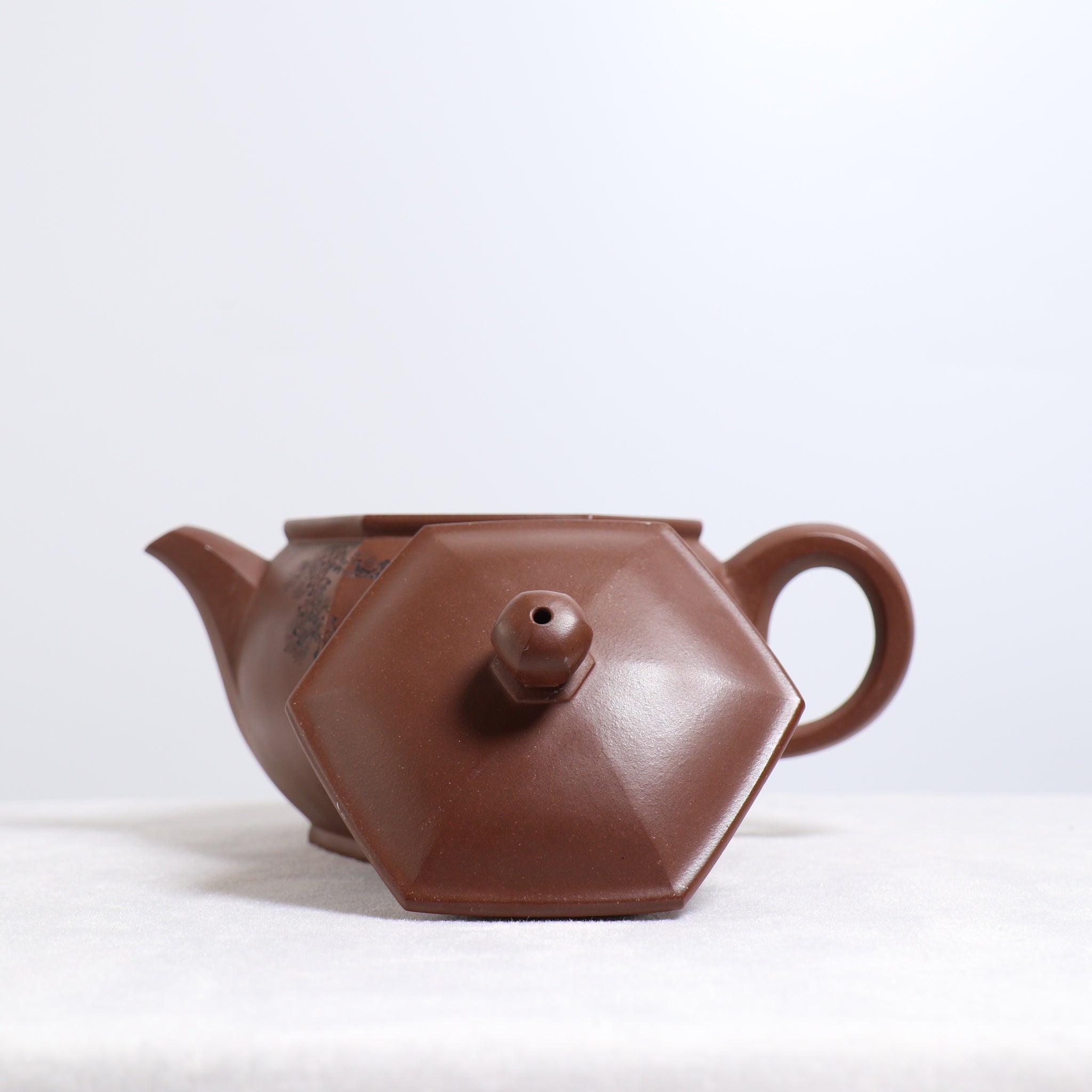 (Sold) [Six Directions] Fully Handmade Cultural Revolution Purple Clay Carved Purple Clay Teapot